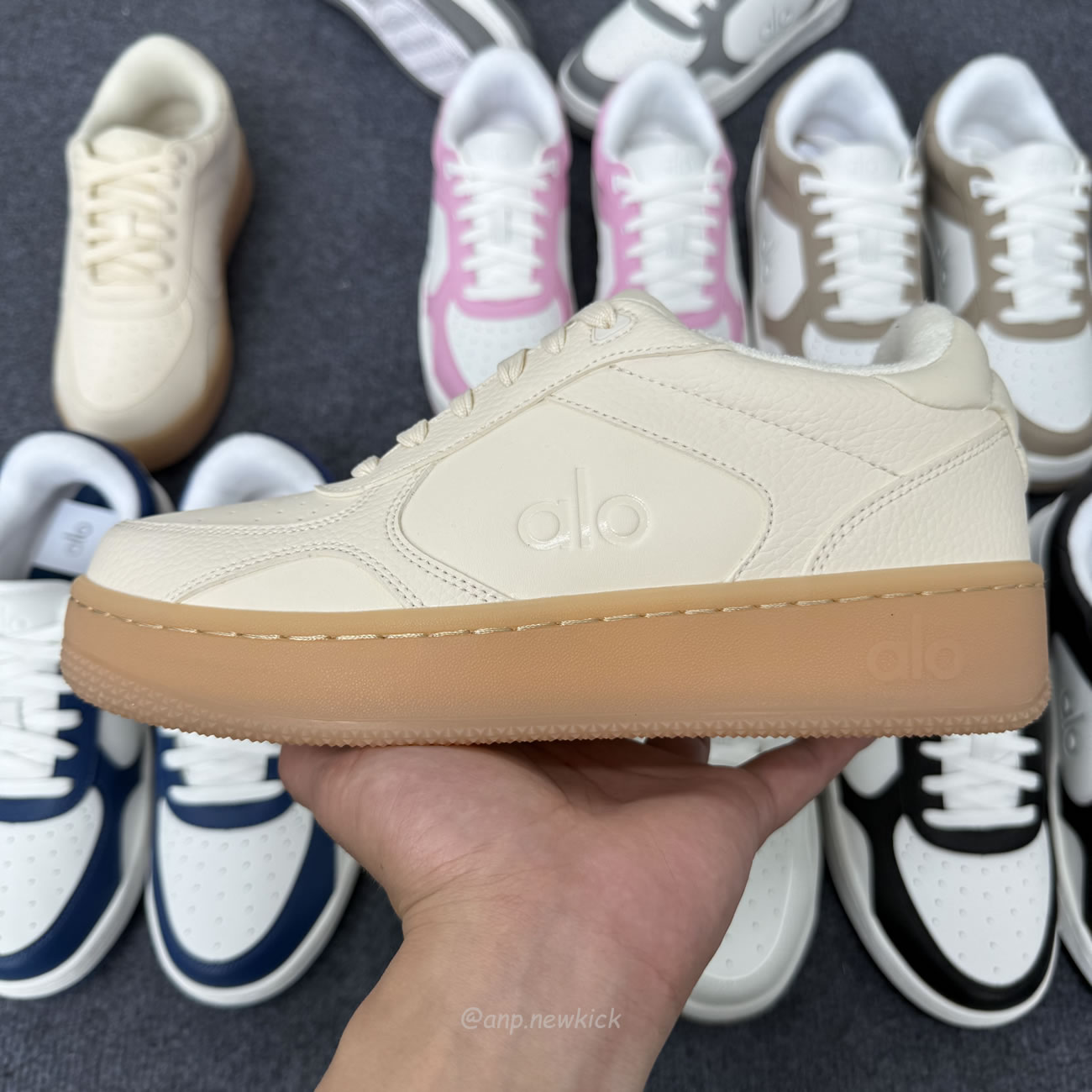 Alo Recovery Mode Sneaker (15) - www.kitistry.com