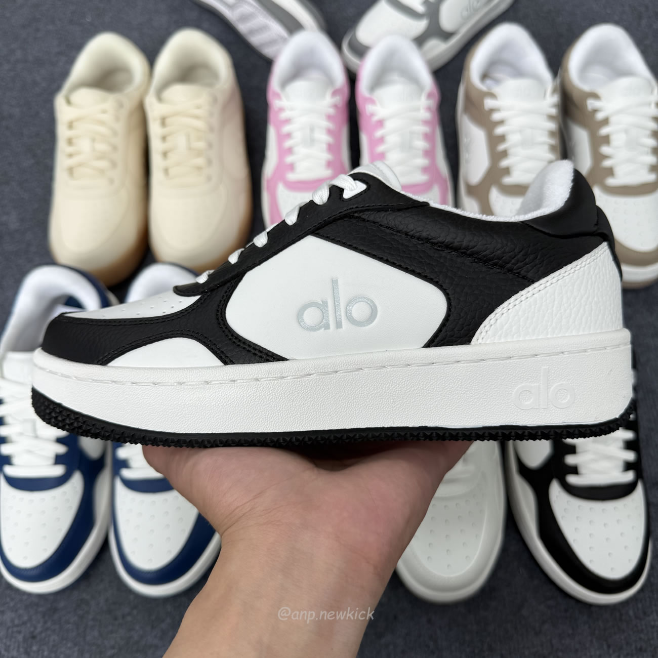 Alo Recovery Mode Sneaker (16) - www.kitistry.com