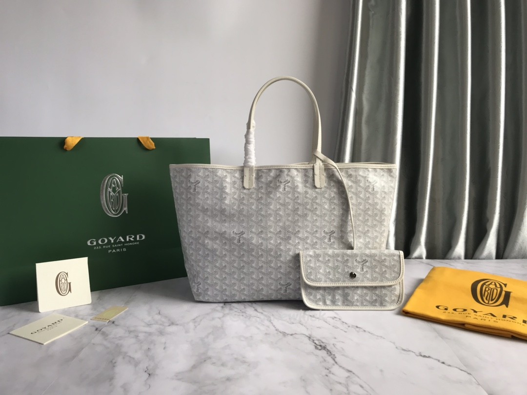Goyard Anjou Bag (15) - www.kitistry.com Goyard Anjou Bag (15) - www.kitistry.com