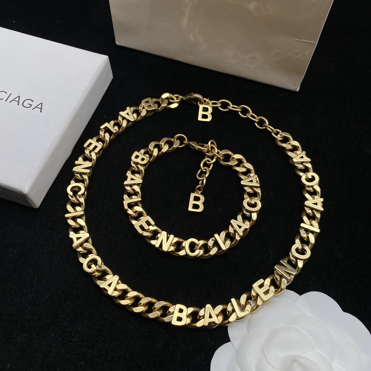 Balenciaga Logo Text Chain Necklace Bal203587 (6) - www.kitistry.com Balenciaga Logo Text Chain Necklace Bal203587 (6) - www.kitistry.com