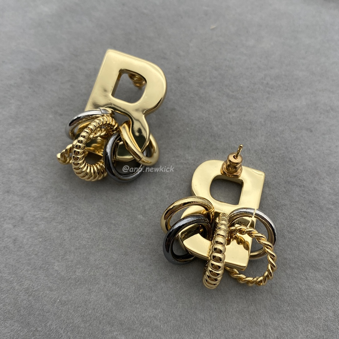 Balenciaga Multiring Single B Earring (4) - www.kitistry.com Balenciaga Multiring Single B Earring (4) - www.kitistry.com