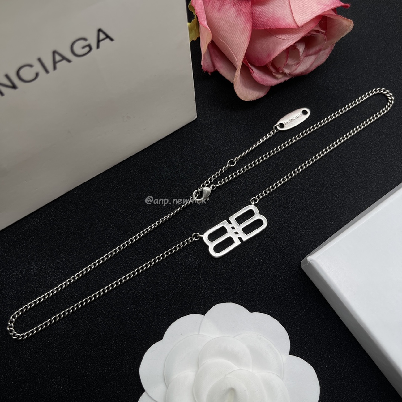 Balenciaga Bb Necklace (2) - www.kitistry.com Balenciaga Bb Necklace (2) - www.kitistry.com