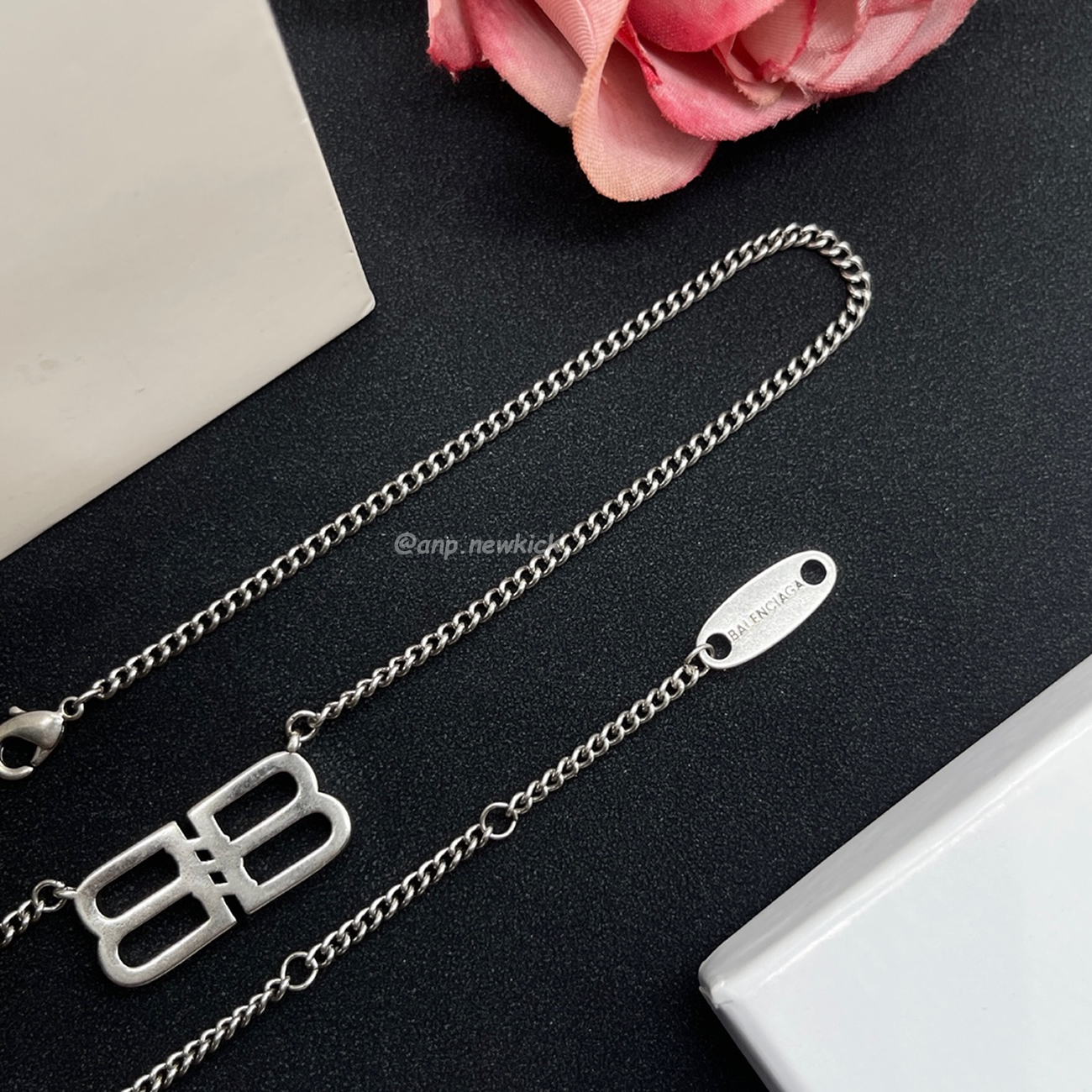 Balenciaga Bb Necklace (5) - www.kitistry.com Balenciaga Bb Necklace (5) - www.kitistry.com