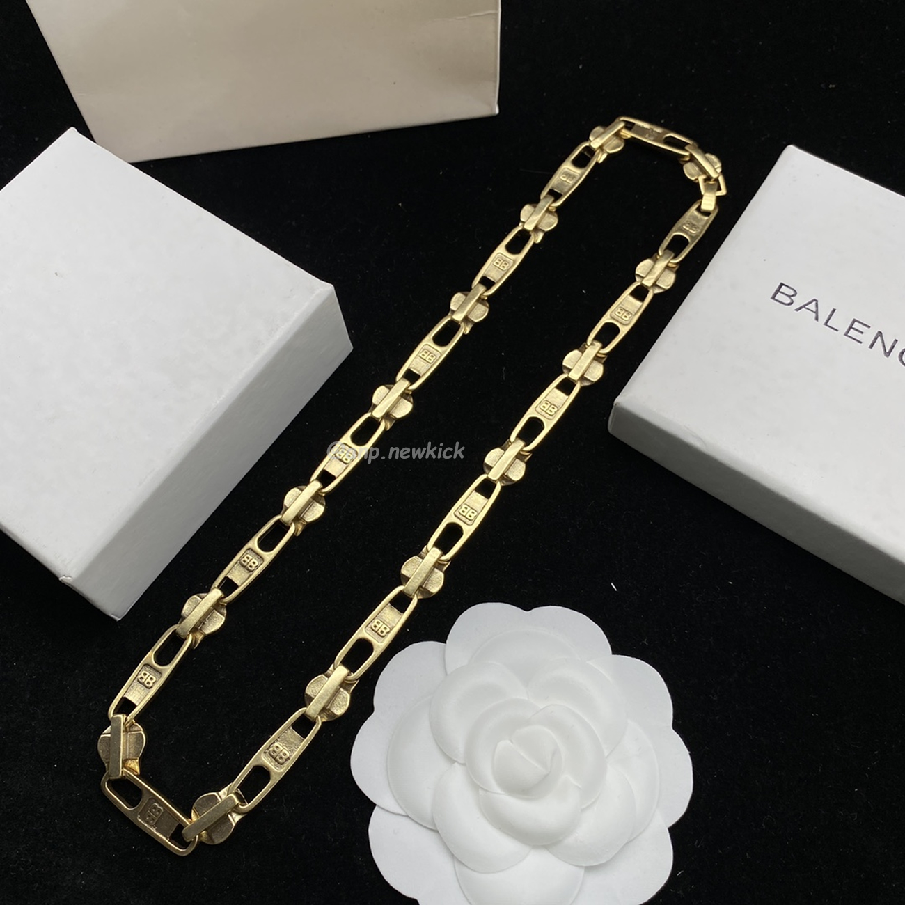 Balenciaga Bb Necklace (9) - www.kitistry.com Balenciaga Bb Necklace (9) - www.kitistry.com
