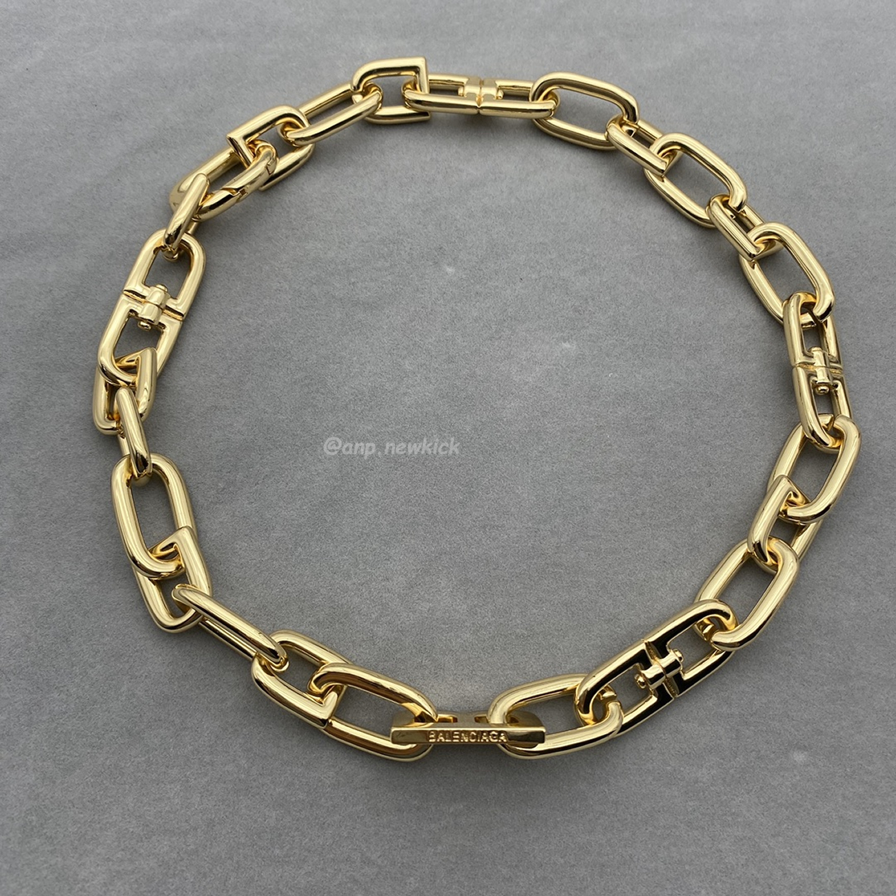 Balenciaga Bracelet (1) - www.kitistry.com Balenciaga Bracelet (1) - www.kitistry.com