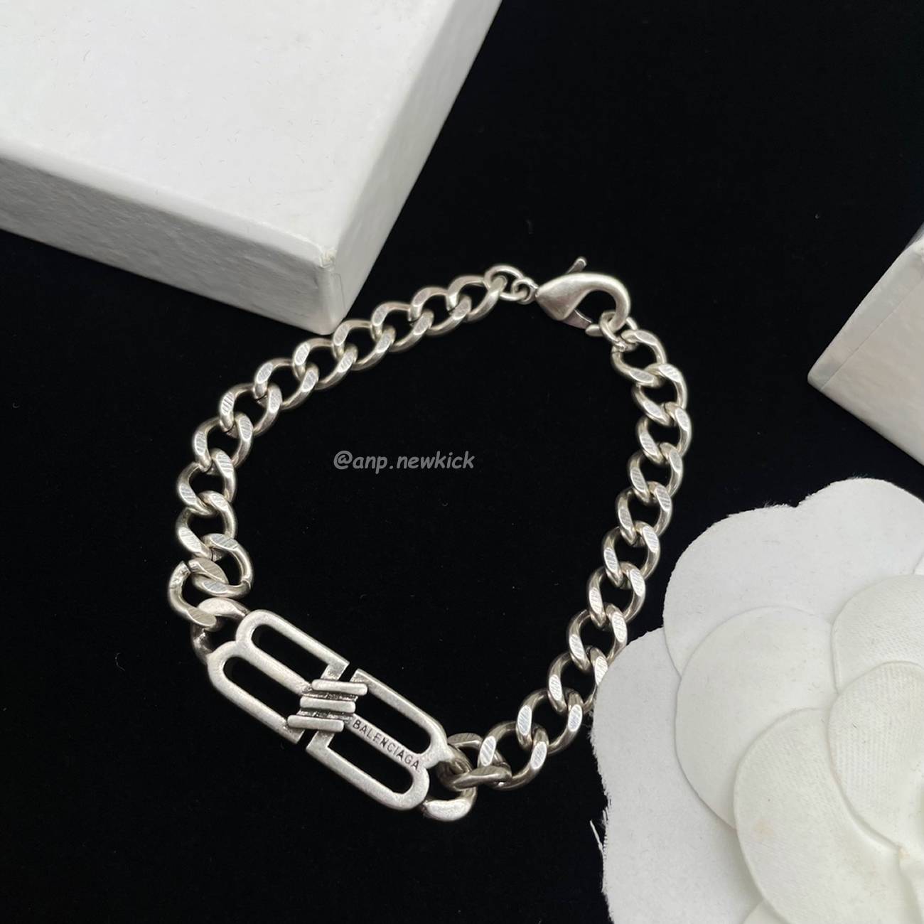 Balenciaga Bracelet (5) - www.kitistry.com Balenciaga Bracelet (5) - www.kitistry.com