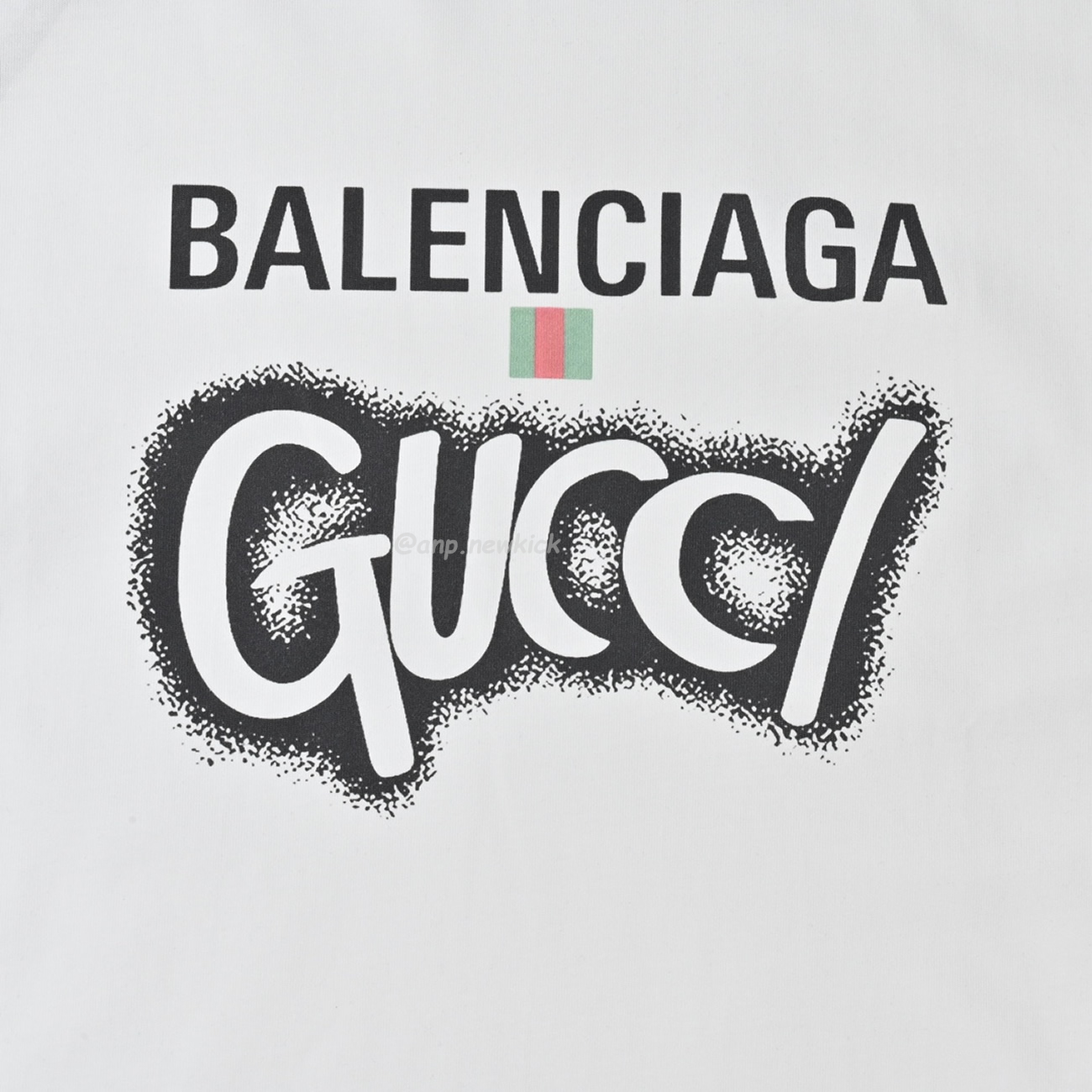 Balenciaga X Gucci Co Branded Double B Letter Printed Logo Printed Short Sleeved T Shirt (12) - www.kitistry.com Balenciaga X Gucci Co Branded Double B Letter Printed Logo Printed Short Sleeved T Shirt (12) - www.kitistry.com
