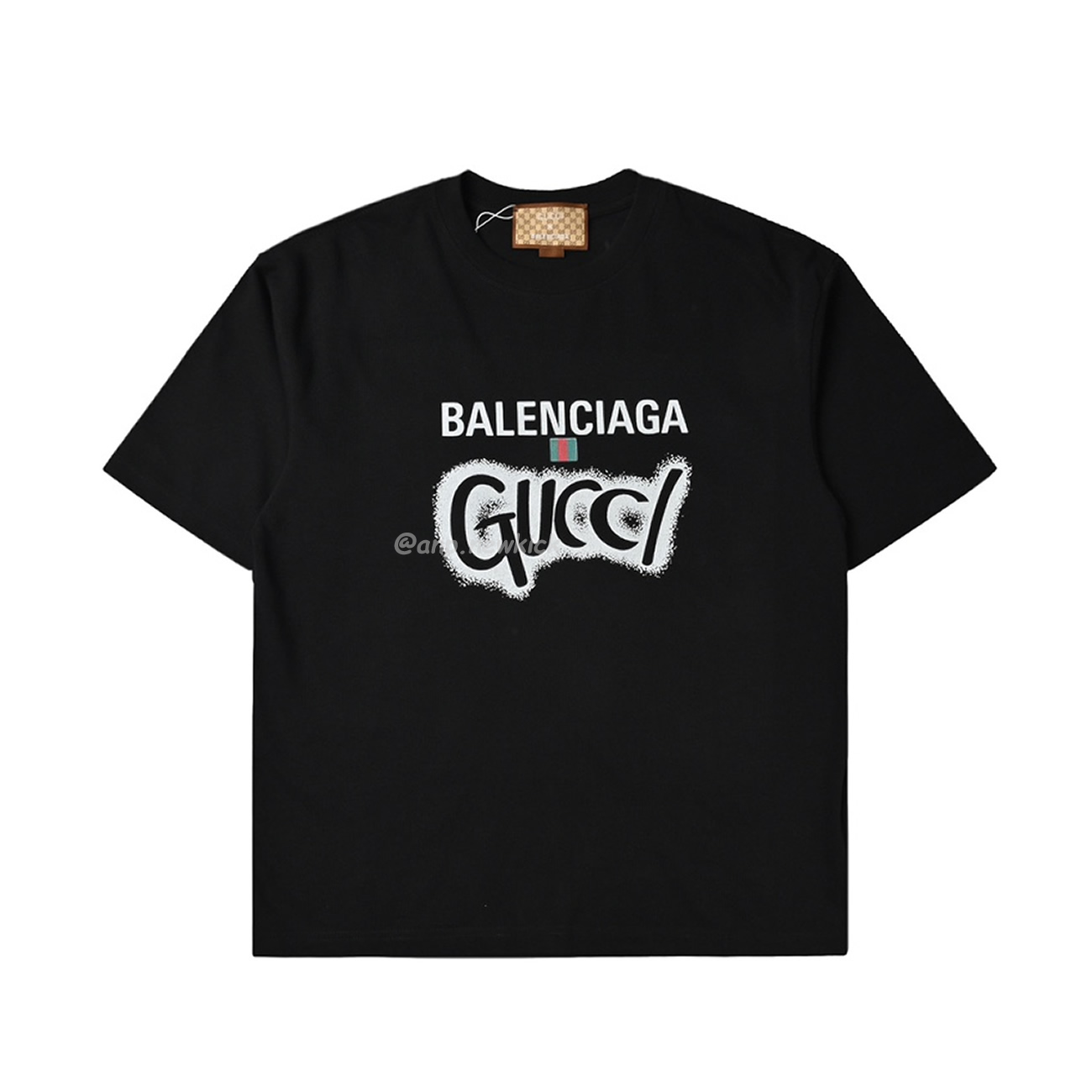 Balenciaga X Gucci Co Branded Double B Letter Printed Logo Printed Short Sleeved T Shirt (4) - www.kitistry.com Balenciaga X Gucci Co Branded Double B Letter Printed Logo Printed Short Sleeved T Shirt (4) - www.kitistry.com