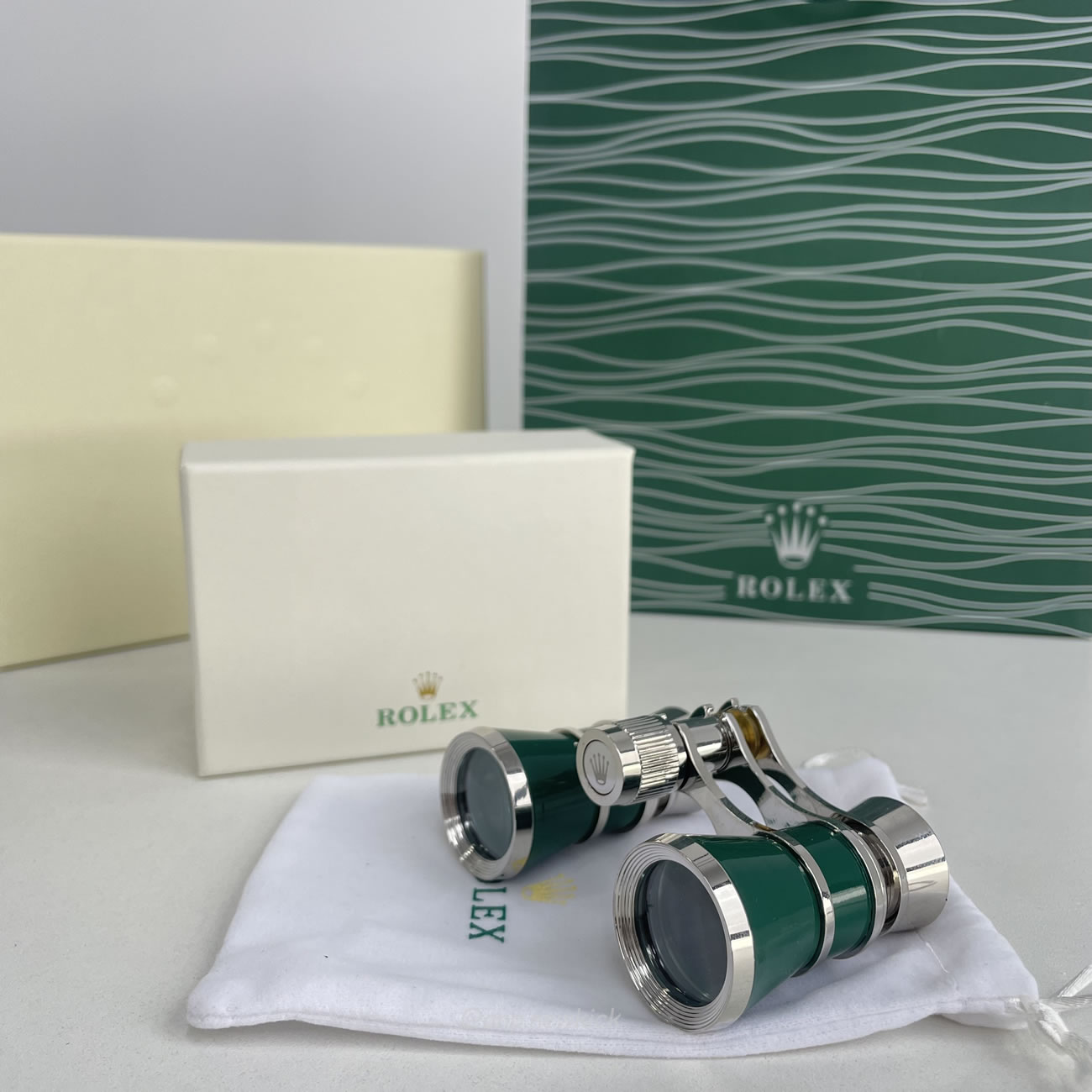 Rolex Vintage Binoculars Green (3) - www.kitistry.com Rolex Vintage Binoculars Green (3) - www.kitistry.com