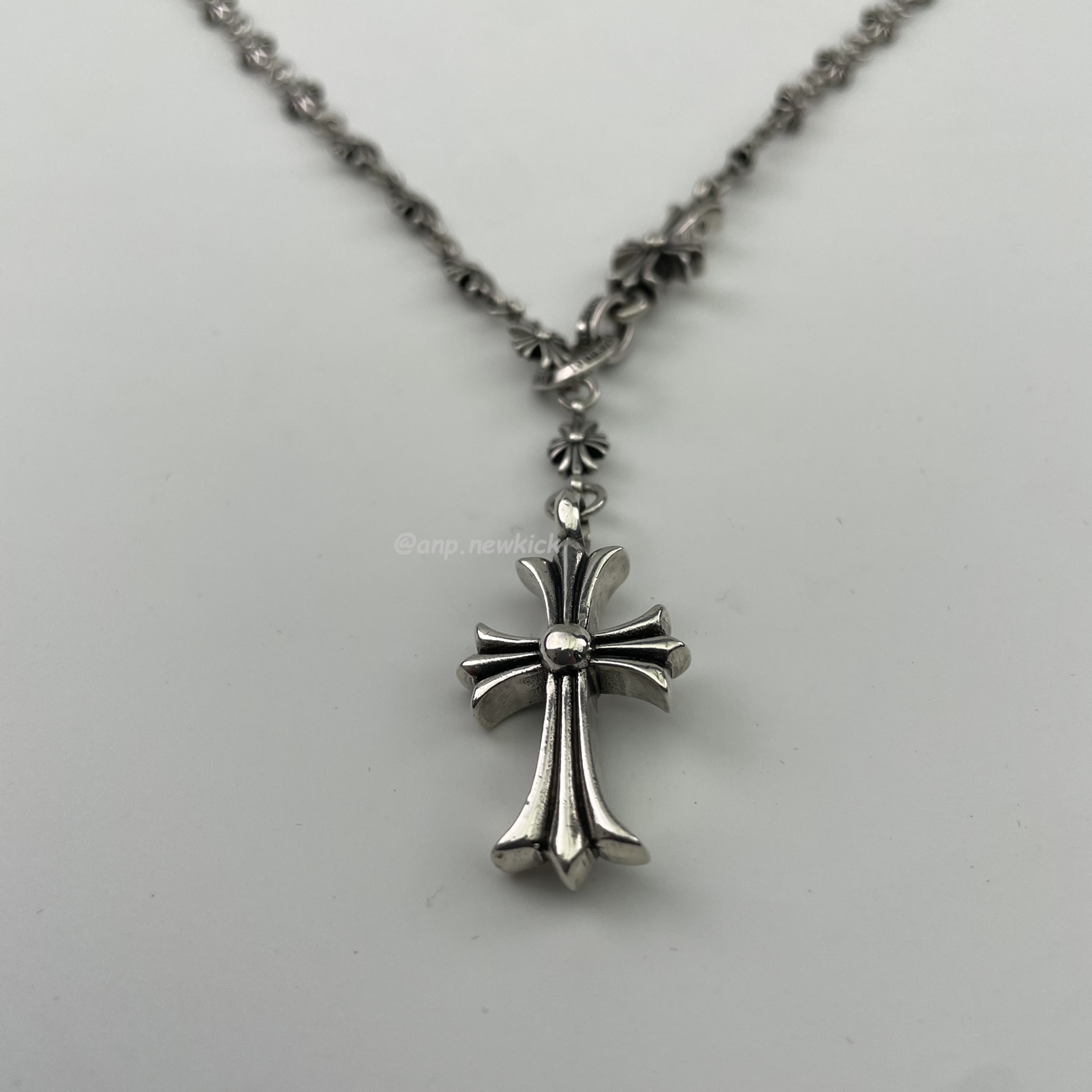 Chrome Hearts Pearl Silver Cross Flower Letter Ball Bracelet (7) - www.kitistry.com Chrome Hearts Pearl Silver Cross Flower Letter Ball Bracelet (7) - www.kitistry.com