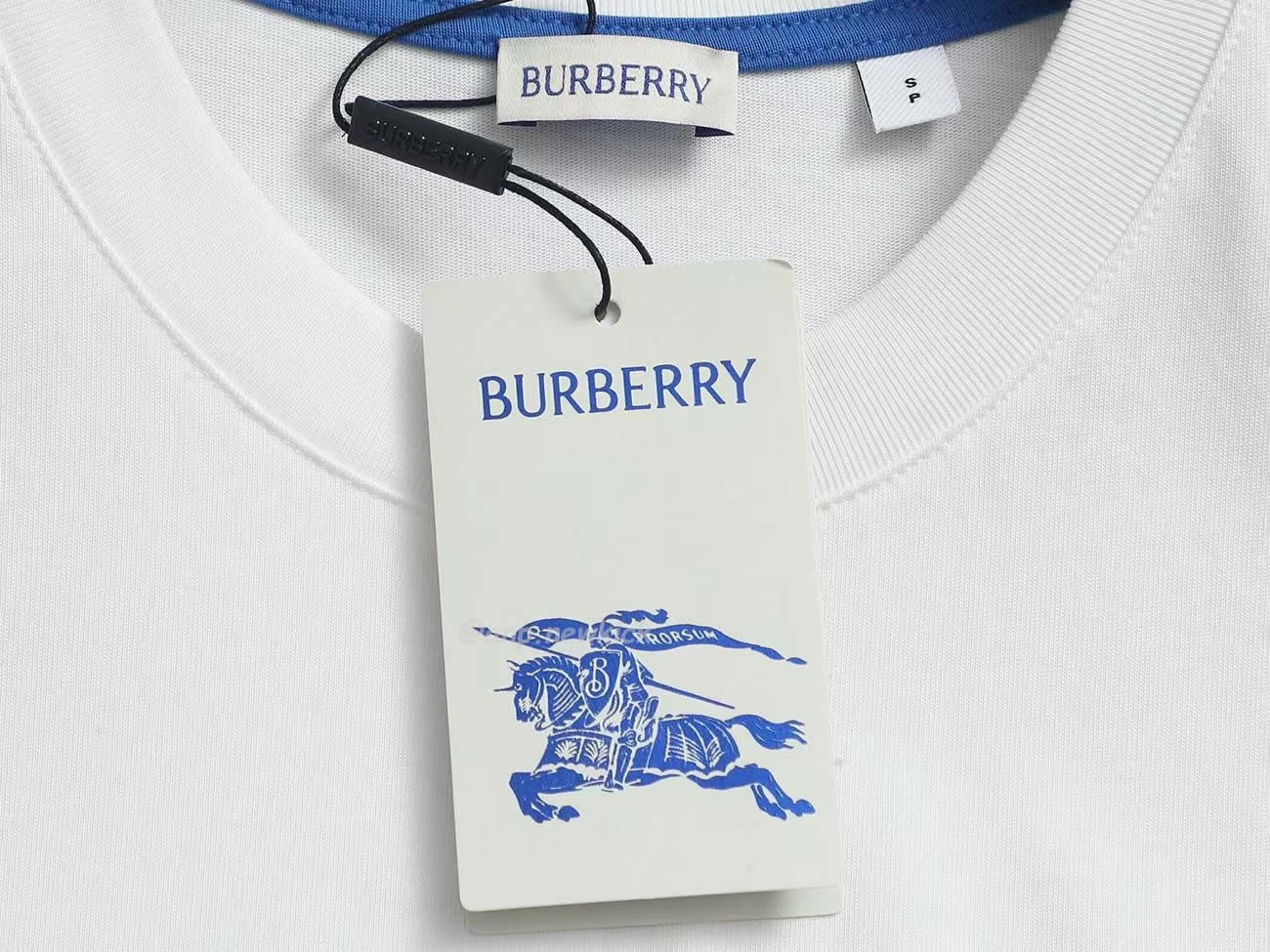 Burberry Equestrian Knight Detail Cotton T Shirt (2) - www.kitistry.com Burberry Equestrian Knight Detail Cotton T Shirt (2) - www.kitistry.com