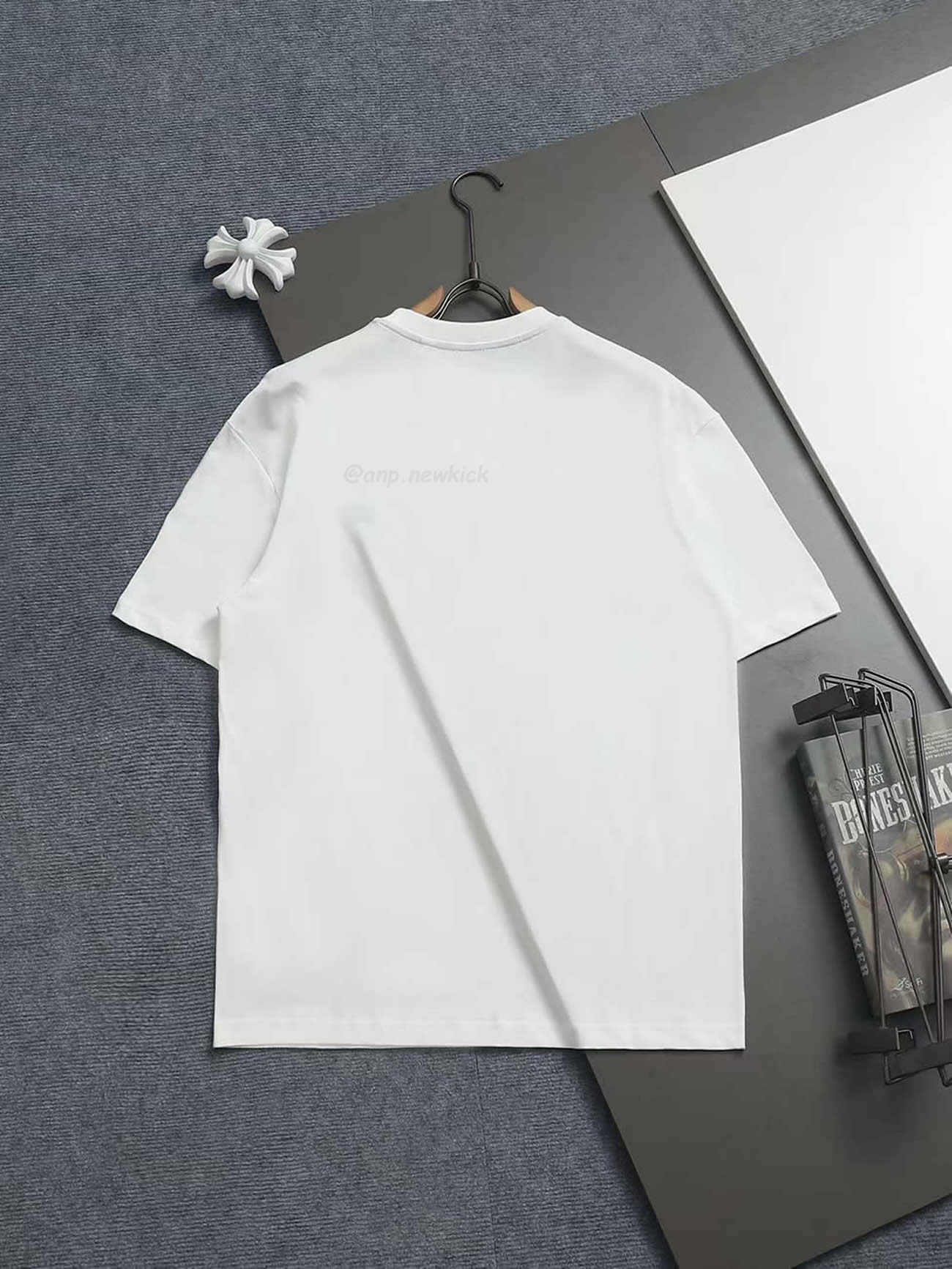 Burberry Equestrian Knight Detail Cotton T Shirt (6) - www.kitistry.com Burberry Equestrian Knight Detail Cotton T Shirt (6) - www.kitistry.com