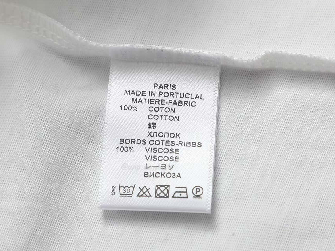 Burberry Equestrian Knight Detail Cotton T Shirt (7) - www.kitistry.com Burberry Equestrian Knight Detail Cotton T Shirt (7) - www.kitistry.com