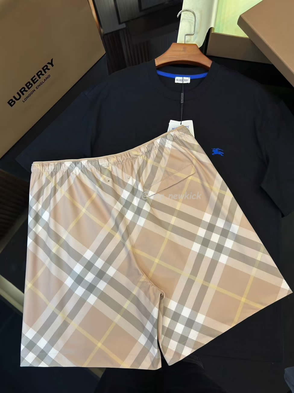 Burberry Patchwork Plaid Green Blue Brown (6) - www.kitistry.com Burberry Patchwork Plaid Green Blue Brown (6) - www.kitistry.com