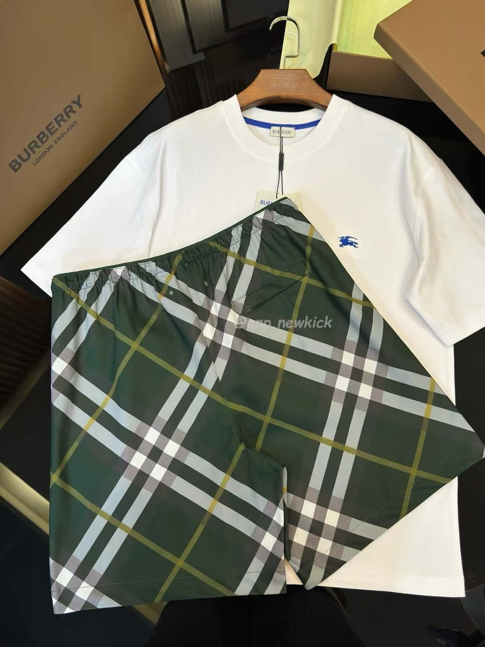 Burberry Patchwork Plaid Green Blue Brown (7) - www.kitistry.com Burberry Patchwork Plaid Green Blue Brown (7) - www.kitistry.com