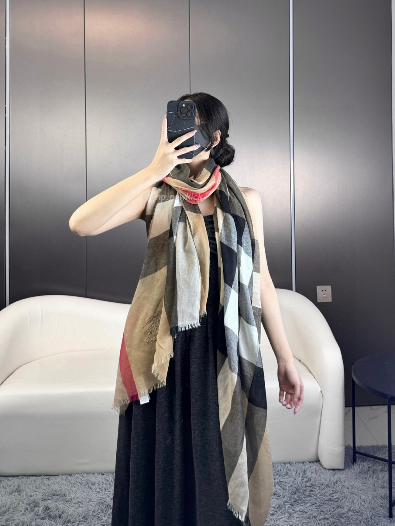 Burberry Vintage Check Cashmere Scarf 90x200cm (3) - www.kitistry.com Burberry Vintage Check Cashmere Scarf 90x200cm (3) - www.kitistry.com