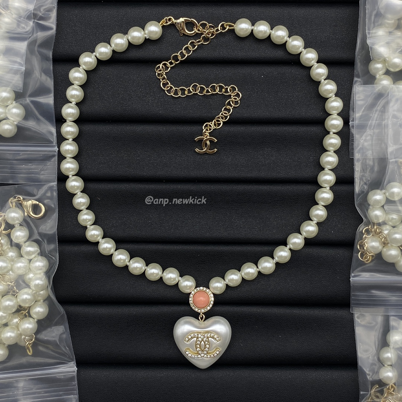 Chanel Necklace (1) - www.kitistry.com Chanel Necklace (1) - www.kitistry.com