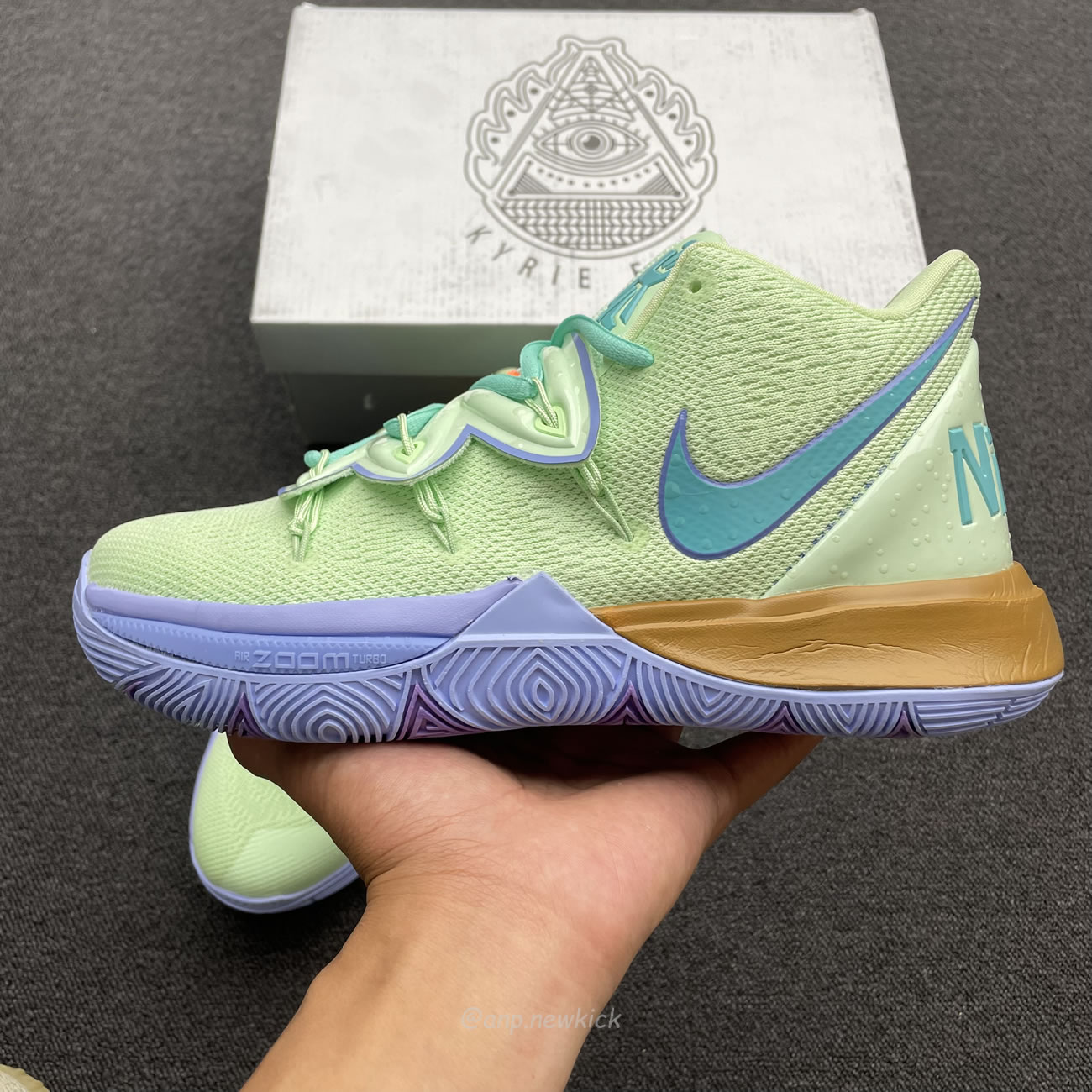 Nike Kyrie 5 Spongebob Squidward Patrick Cj6951 300 Cj6950 600 (11) - www.kitistry.com Nike Kyrie 5 Spongebob Squidward Patrick Cj6951 300 Cj6950 600 (11) - www.kitistry.com