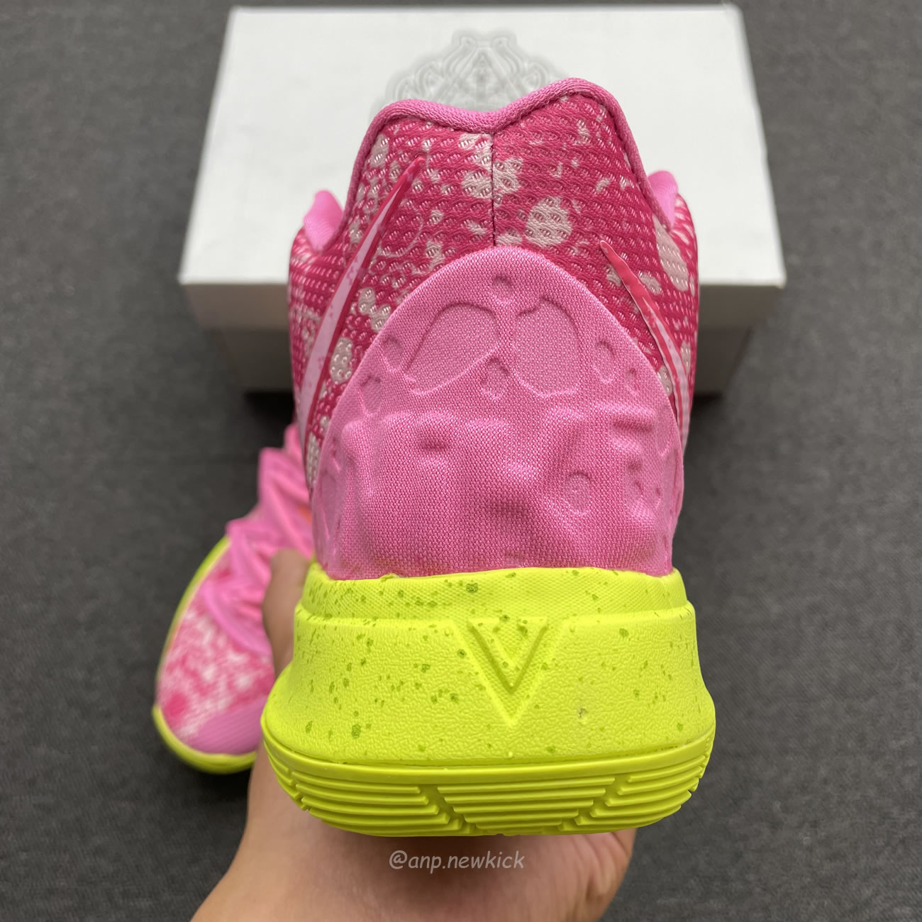 Nike Kyrie 5 Spongebob Squidward Patrick Cj6951 300 Cj6950 600 (12) - www.kitistry.com Nike Kyrie 5 Spongebob Squidward Patrick Cj6951 300 Cj6950 600 (12) - www.kitistry.com