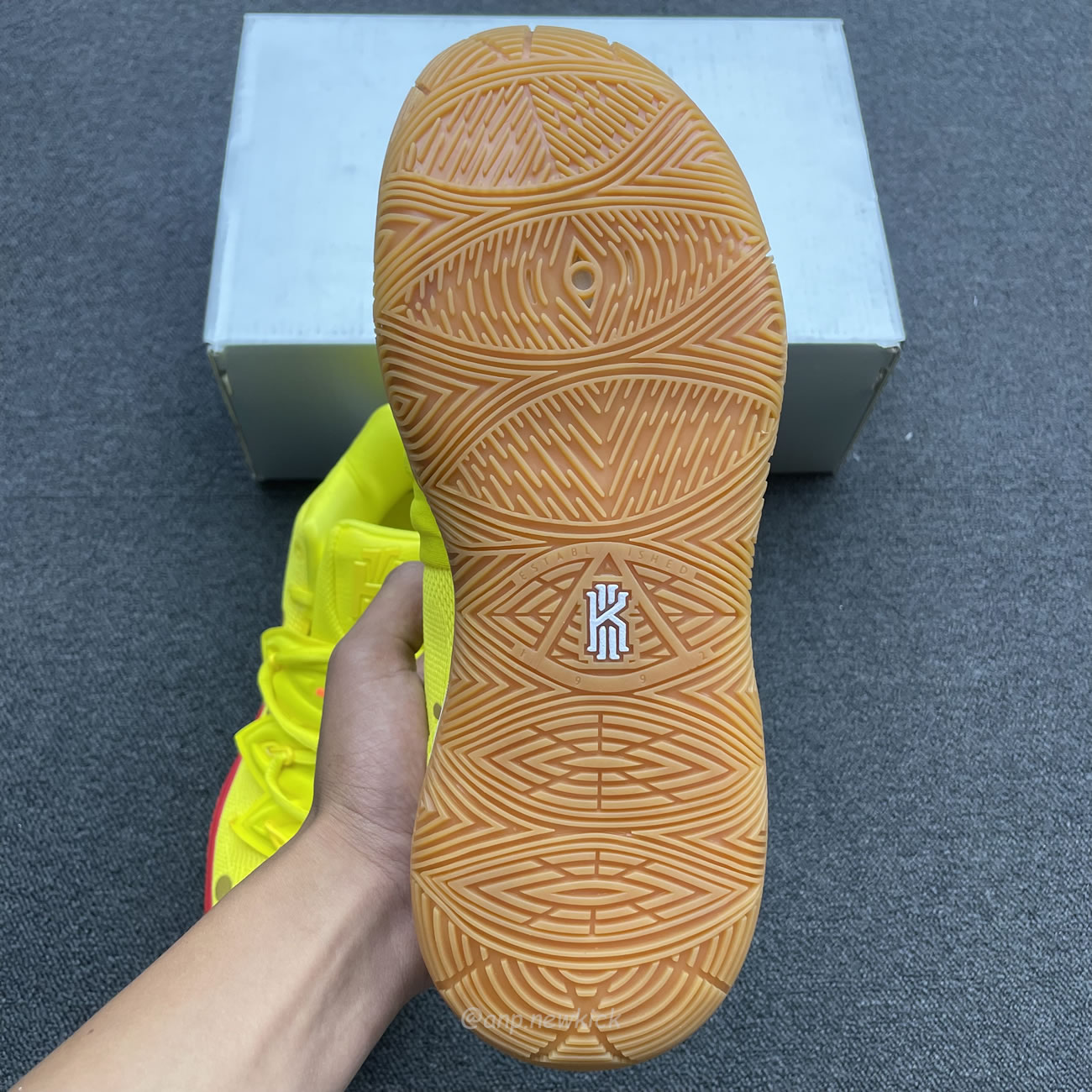 Nike Kyrie 5 Spongebob Squidward Patrick Cj6951 300 Cj6950 600 (32) - www.kitistry.com Nike Kyrie 5 Spongebob Squidward Patrick Cj6951 300 Cj6950 600 (32) - www.kitistry.com