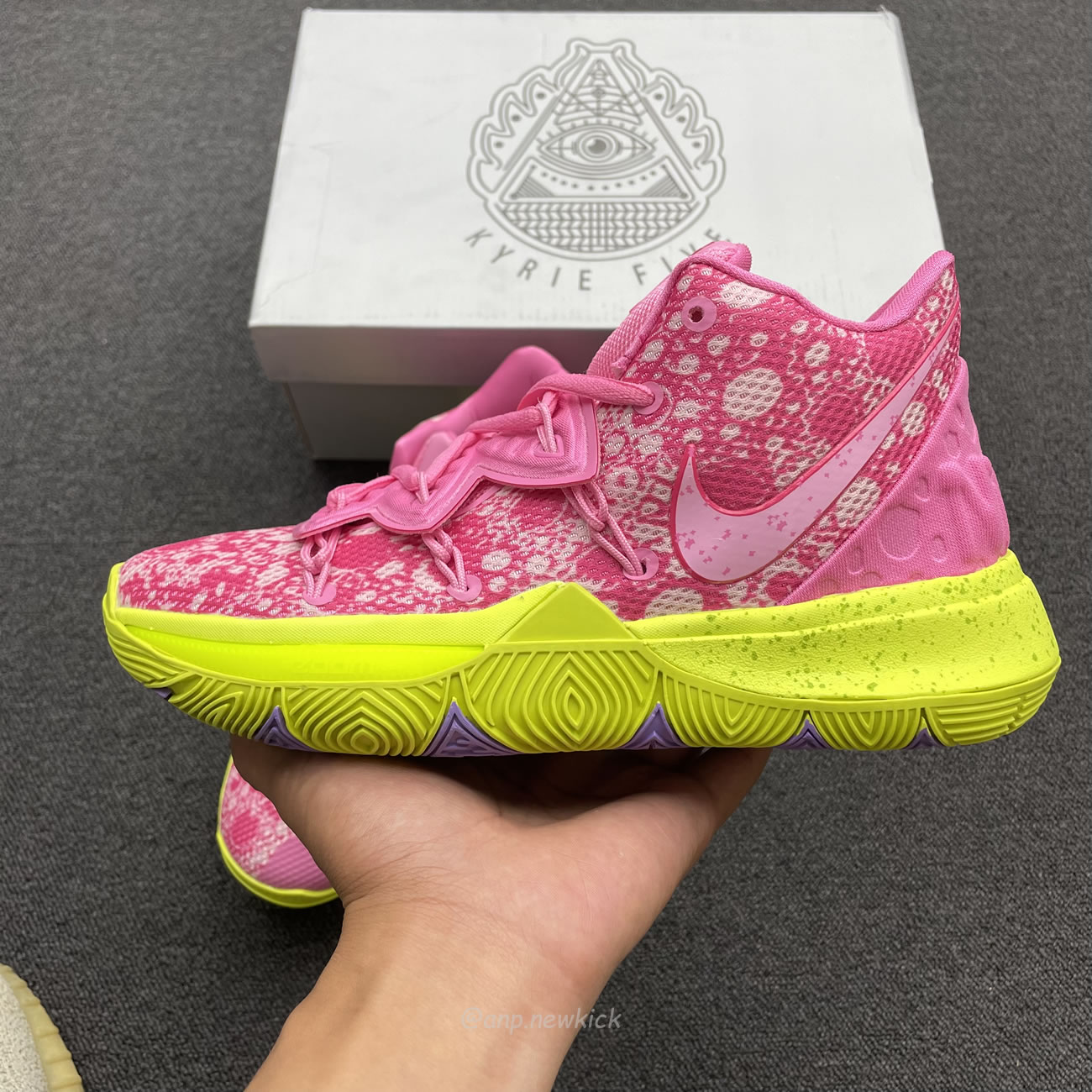 Nike Kyrie 5 Spongebob Squidward Patrick Cj6951 300 Cj6950 600 (8) - www.kitistry.com Nike Kyrie 5 Spongebob Squidward Patrick Cj6951 300 Cj6950 600 (8) - www.kitistry.com