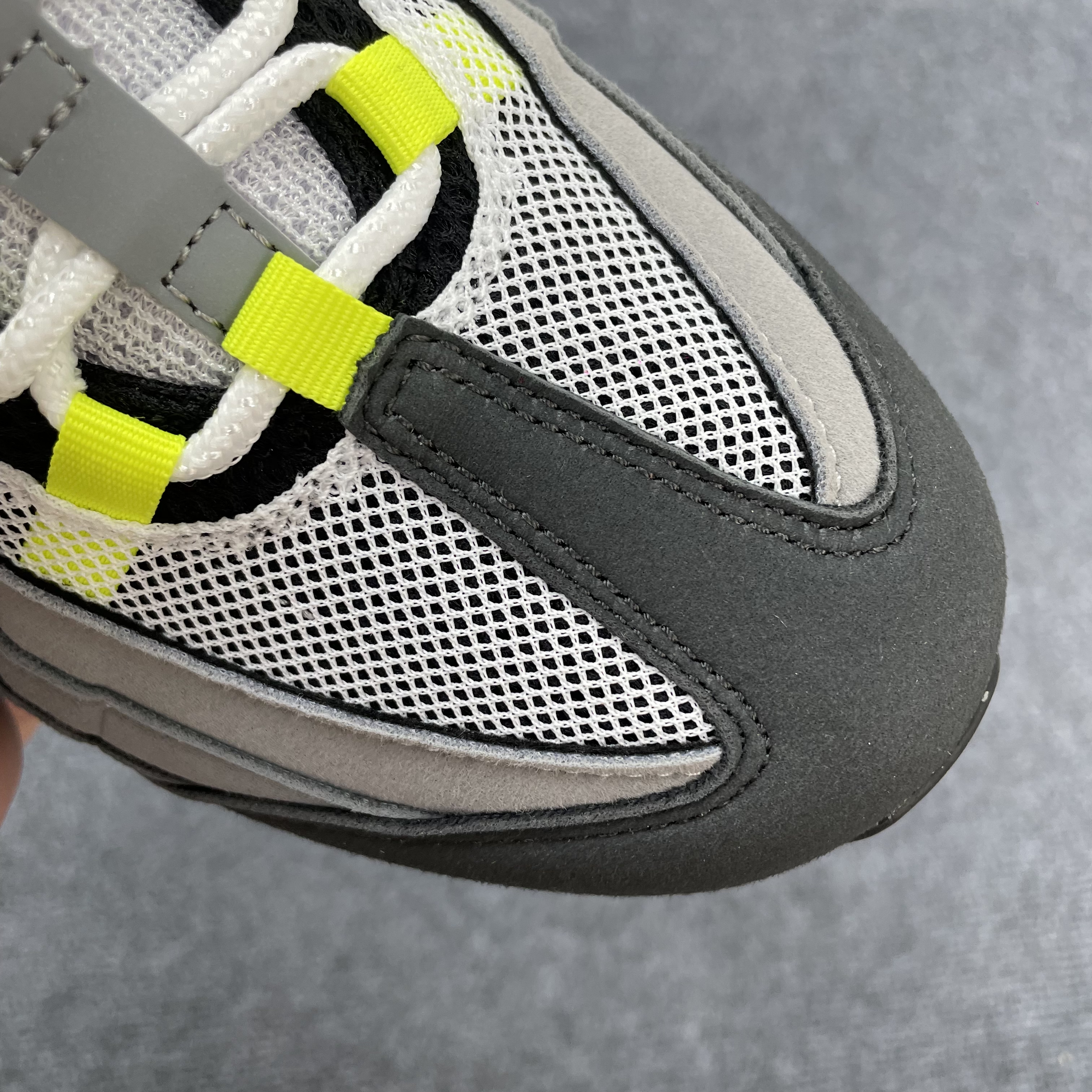 Nike Air Max 95 Og Neon Ct1689 001 (11) - www.kitistry.com Nike Air Max 95 Og Neon Ct1689 001 (11) - www.kitistry.com
