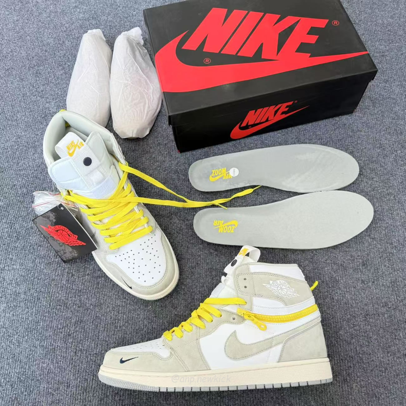 Air Jordan 1 High Switch Light Smoke Cw6576 100 (2) - www.kitistry.com Air Jordan 1 High Switch Light Smoke Cw6576 100 (2) - www.kitistry.com