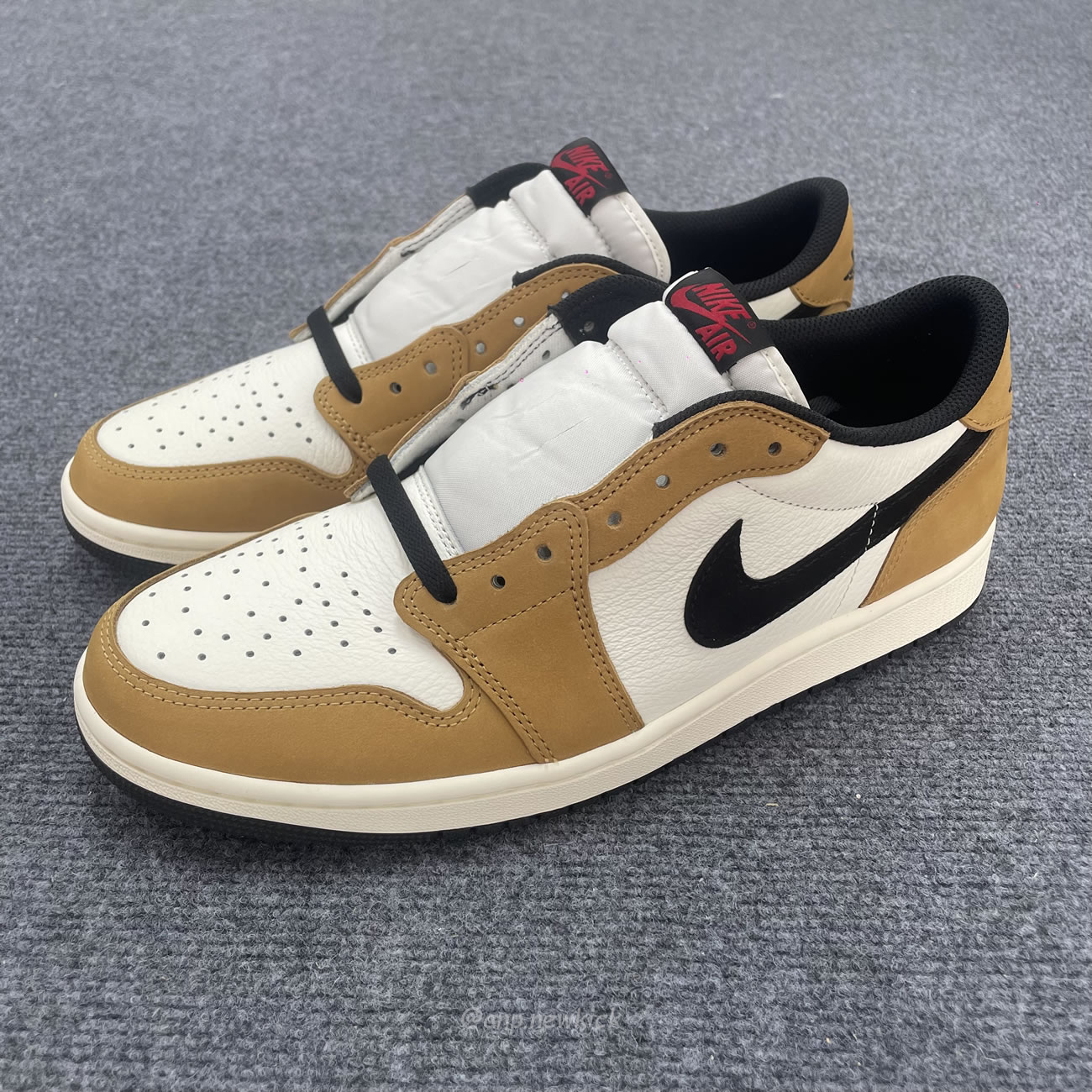 Air Jordan 1 Low Og Rookie Of The Year Cz0790 107 (2) - www.kitistry.com