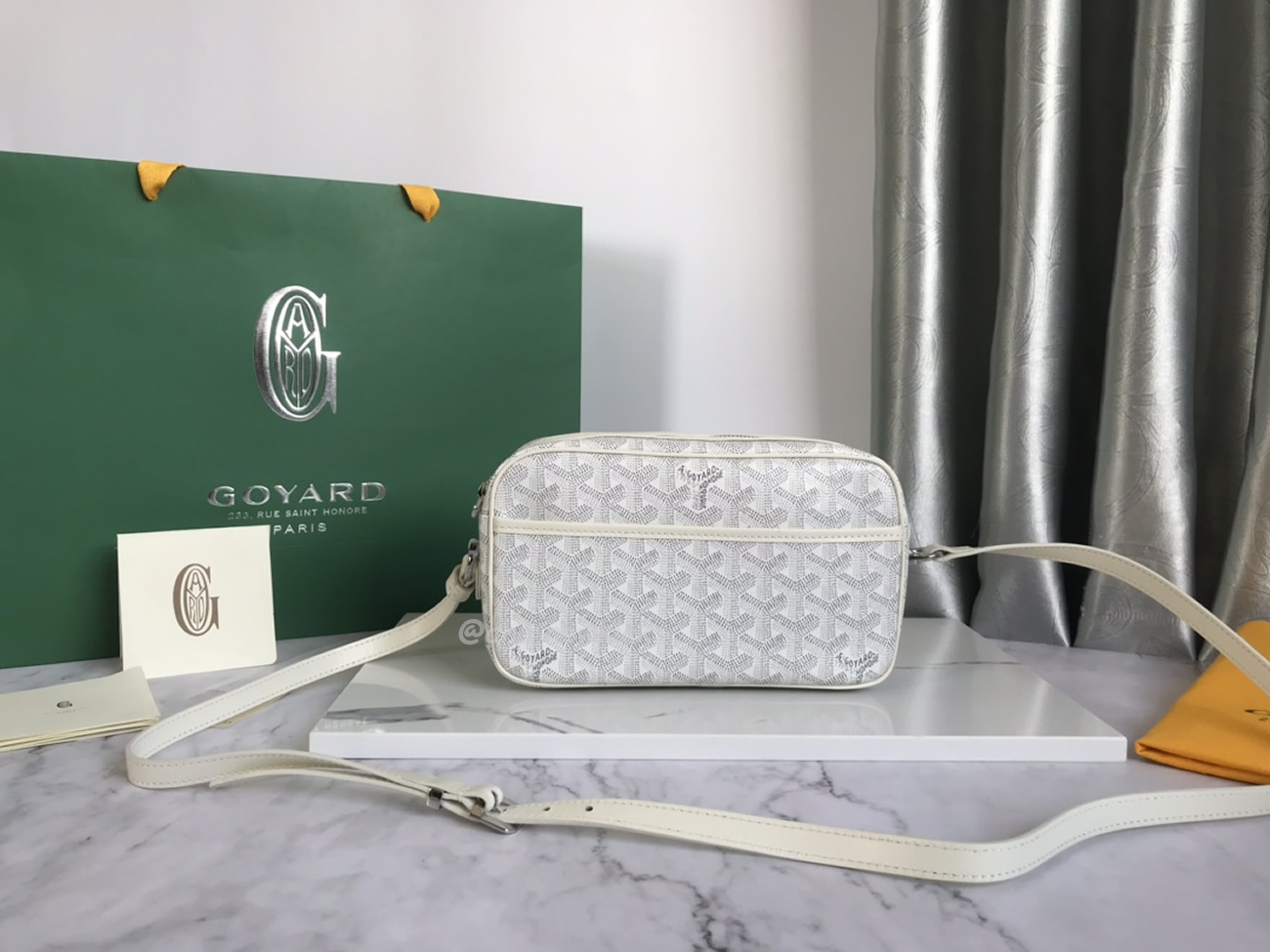 Goyard Cap Vert Camera Bag 13 Cm X 6.5 Cm X 22 Cm (31) - www.kitistry.com Goyard Cap Vert Camera Bag 13 Cm X 6.5 Cm X 22 Cm (31) - www.kitistry.com