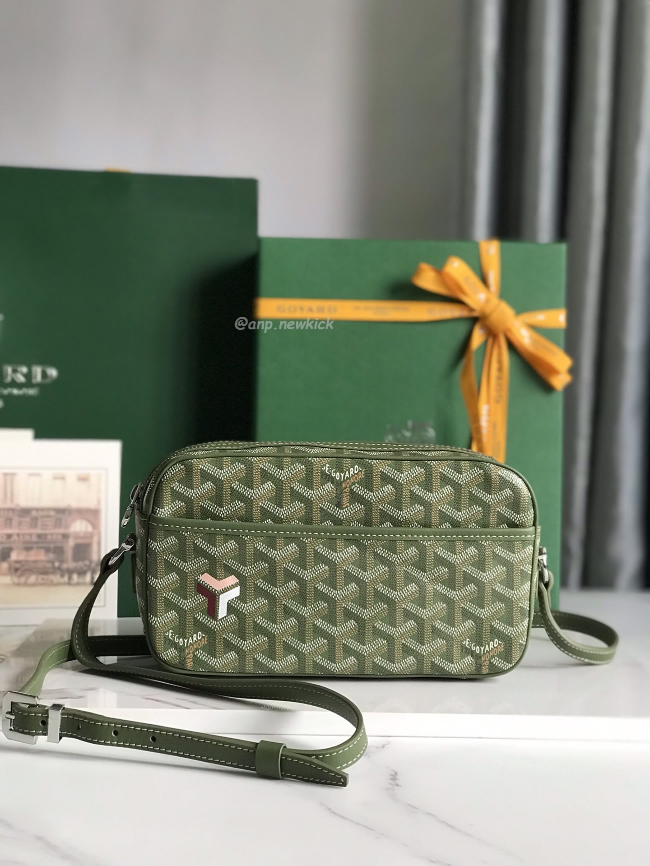 Goyard Cap Vert Camera Bag 13 Cm X 6.5 Cm X 22 Cm (33) - www.kitistry.com Goyard Cap Vert Camera Bag 13 Cm X 6.5 Cm X 22 Cm (33) - www.kitistry.com