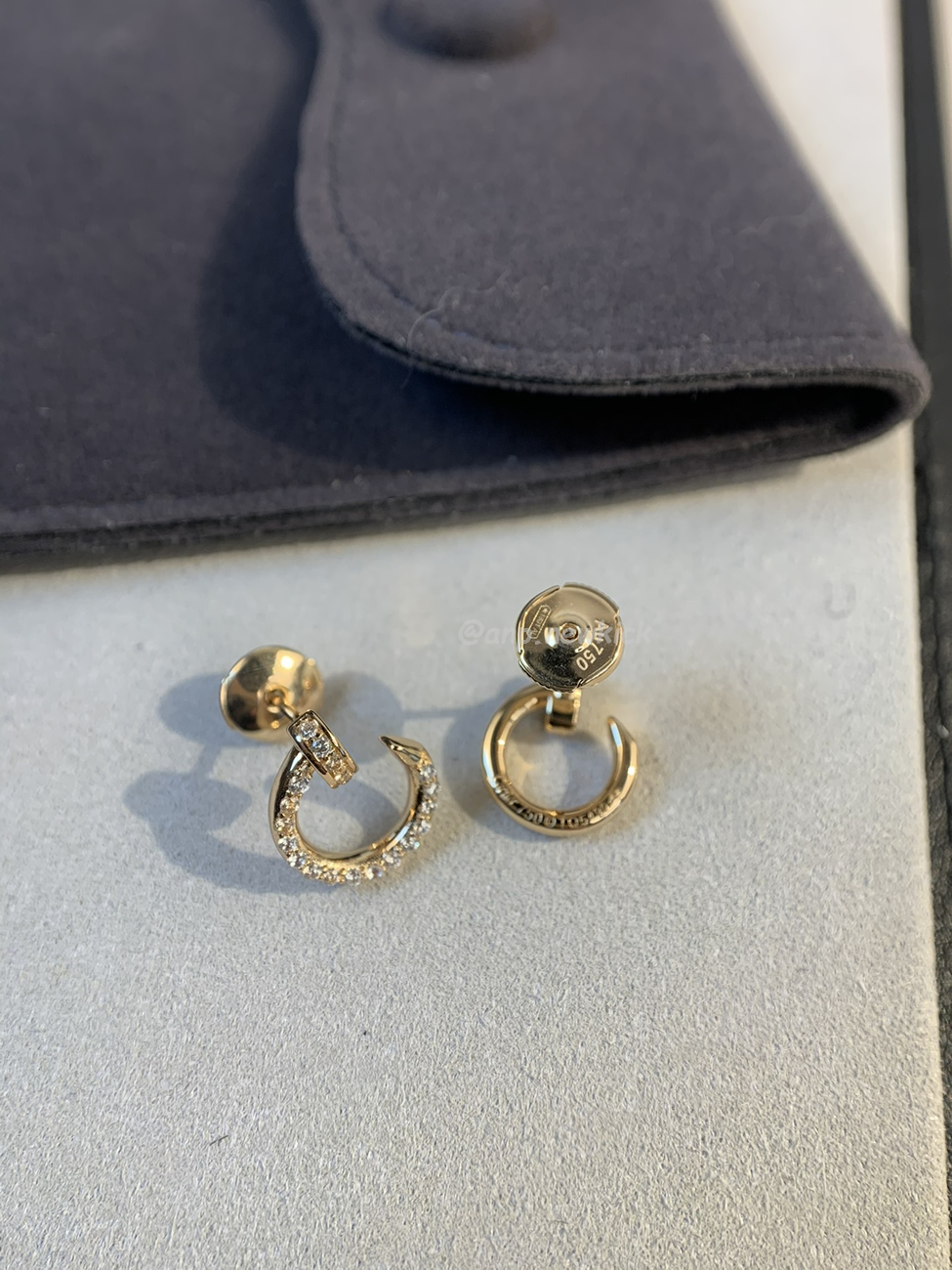 Cartier Nail With Diamond Tips Earrings (13) - www.kitistry.com Cartier Nail With Diamond Tips Earrings (13) - www.kitistry.com