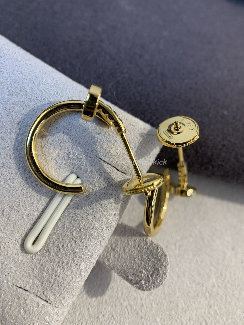 Cartier Nail With Diamond Tips Earrings (9) - www.kitistry.com Cartier Nail With Diamond Tips Earrings (9) - www.kitistry.com