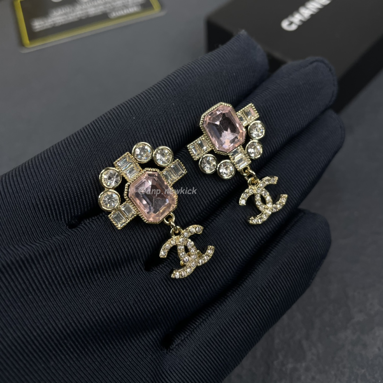Chanel Cc Gold Earrings (10) - www.kitistry.com Chanel Cc Gold Earrings (10) - www.kitistry.com