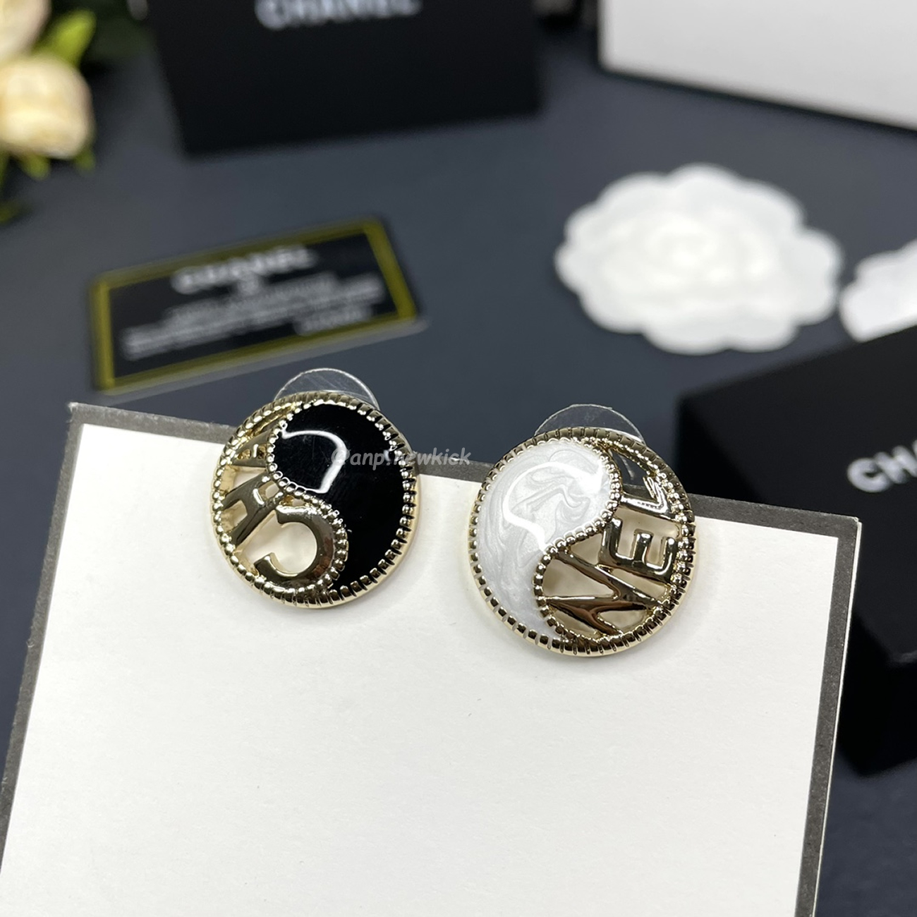 Chanel Cc Gold Earrings (14) - www.kitistry.com Chanel Cc Gold Earrings (14) - www.kitistry.com