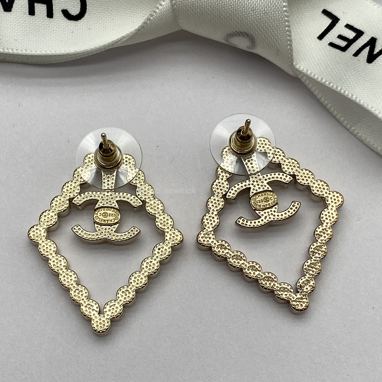 Chanel Cc Gold Earrings (5) - www.kitistry.com Chanel Cc Gold Earrings (5) - www.kitistry.com