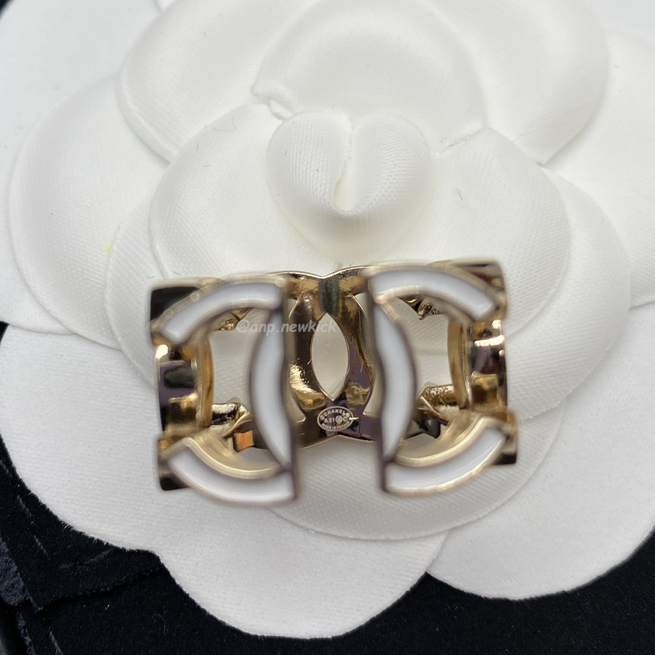 Chanel Cc Gold Ring (6) - www.kitistry.com Chanel Cc Gold Ring (6) - www.kitistry.com