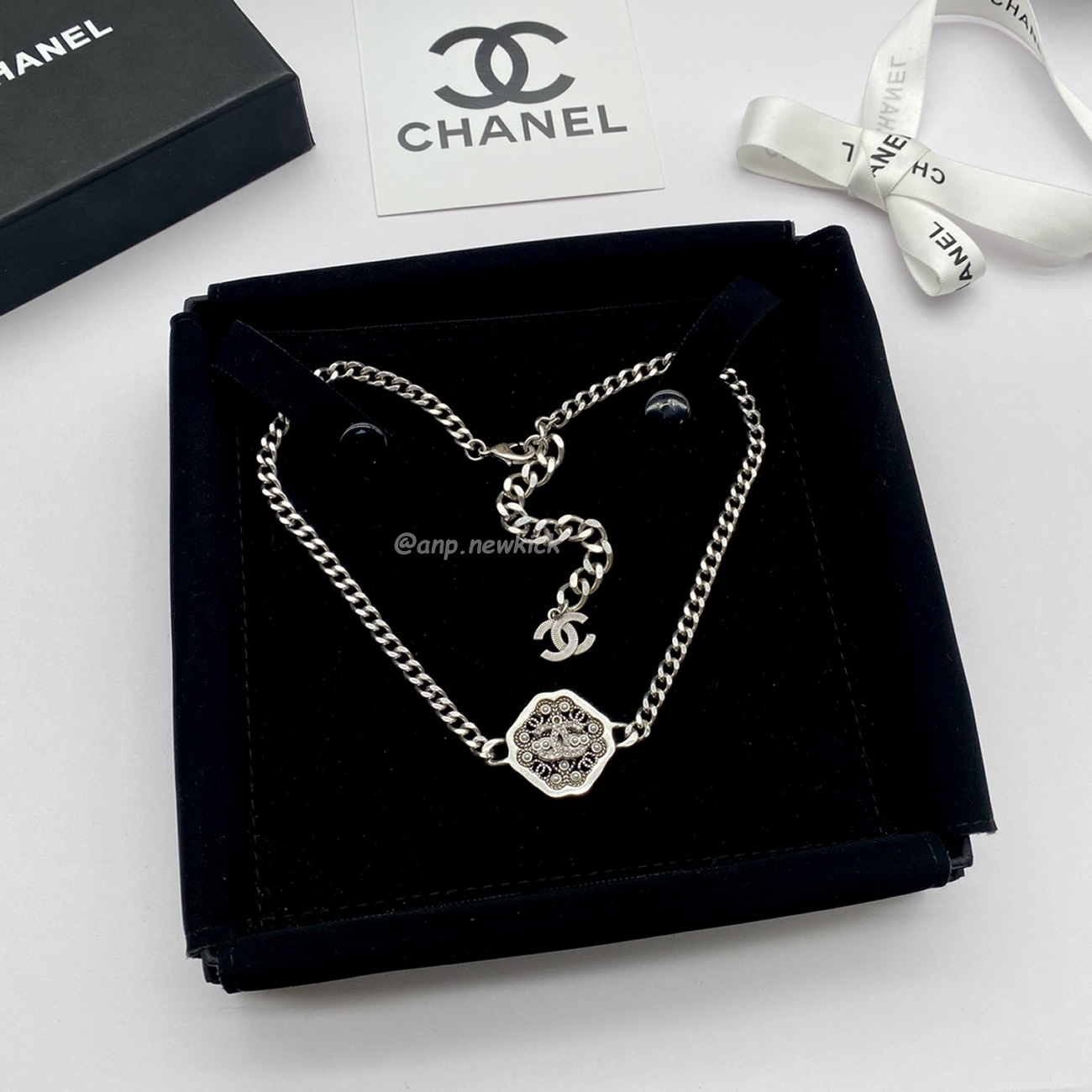 Chanel Cc Pearl Necklace (13) - www.kitistry.com Chanel Cc Pearl Necklace (13) - www.kitistry.com