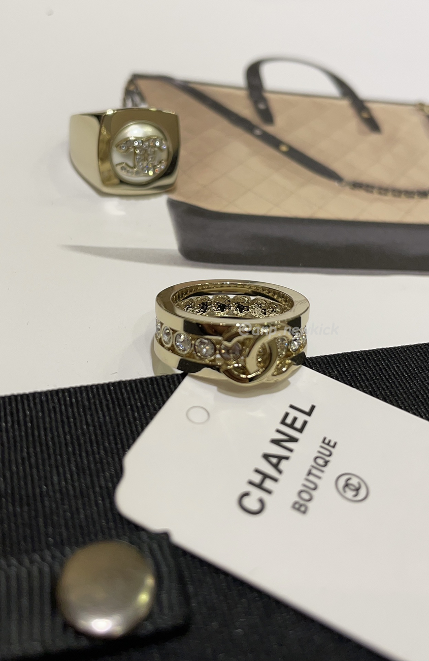 Chanel Hollowed Out Rhinestone Gold Cc Ring (3) - www.kitistry.com Chanel Hollowed Out Rhinestone Gold Cc Ring (3) - www.kitistry.com