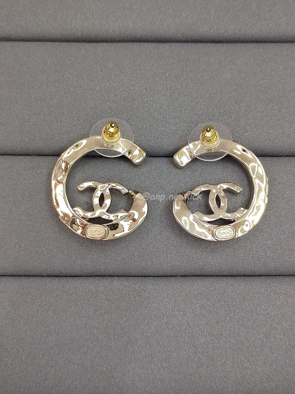 Chanel Metal Necklace (16) - www.kitistry.com Chanel Metal Necklace (16) - www.kitistry.com