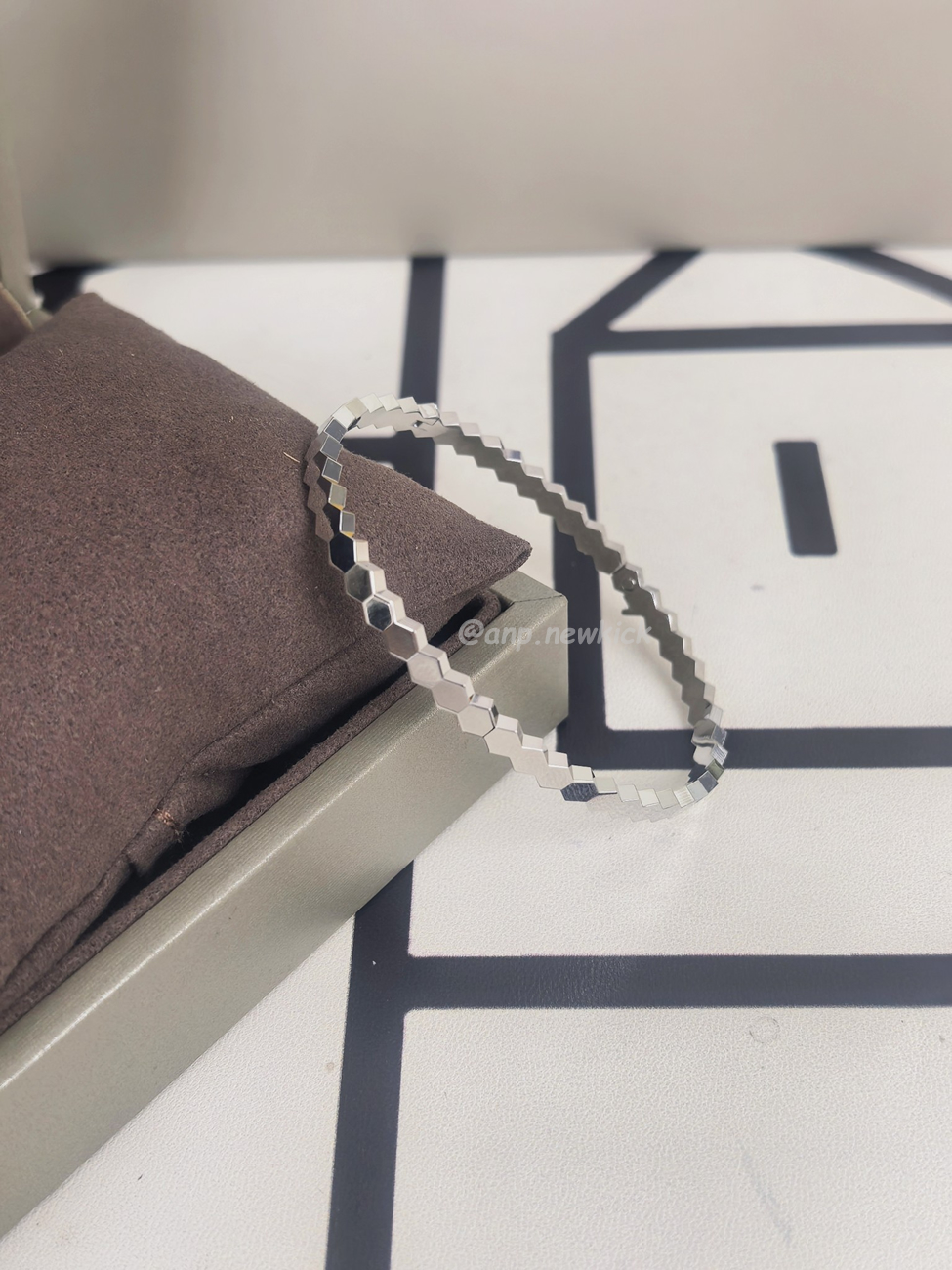 Chaumet Bracelet (2) - www.kitistry.com