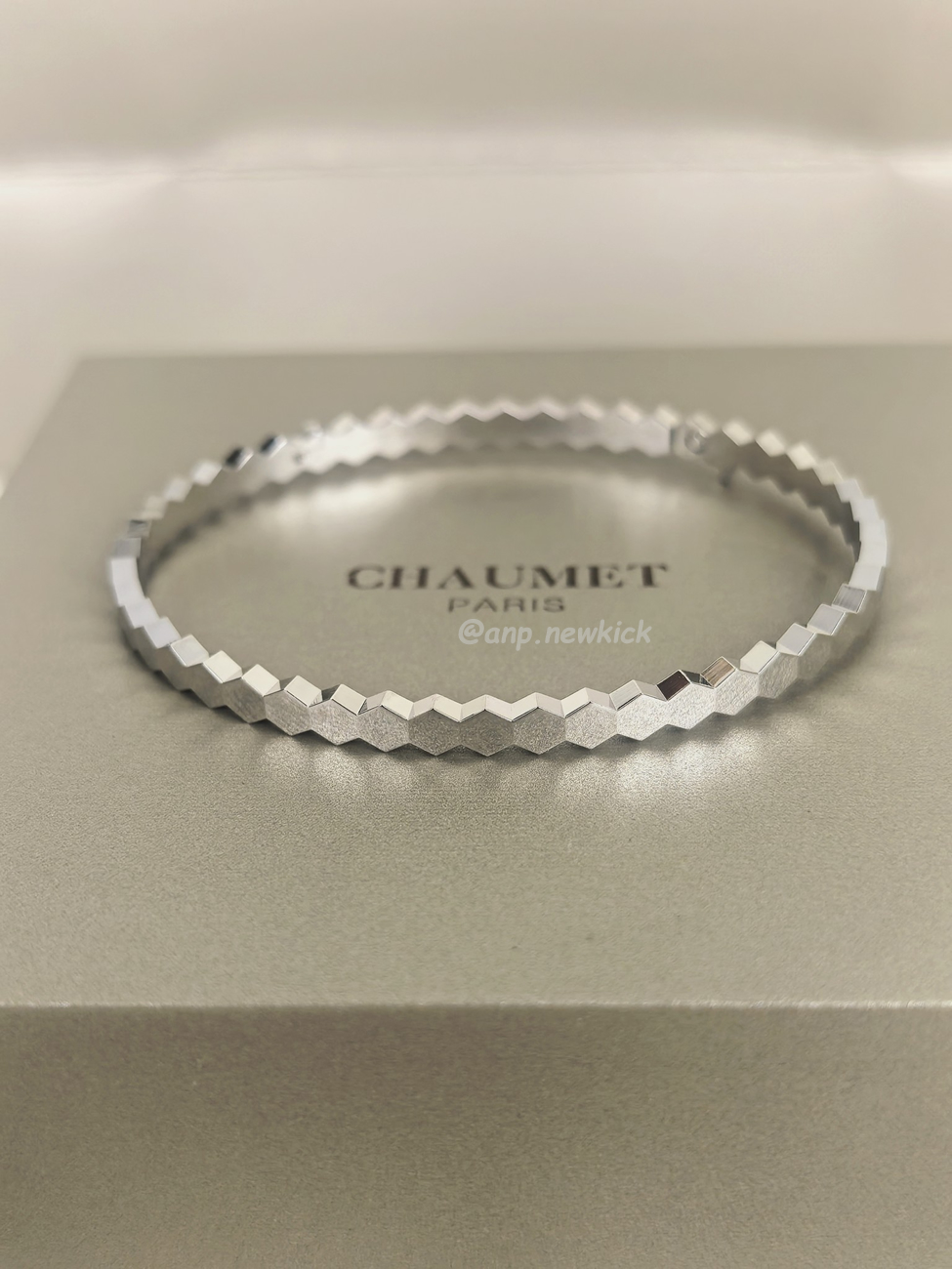 Chaumet Bracelet (5) - www.kitistry.com