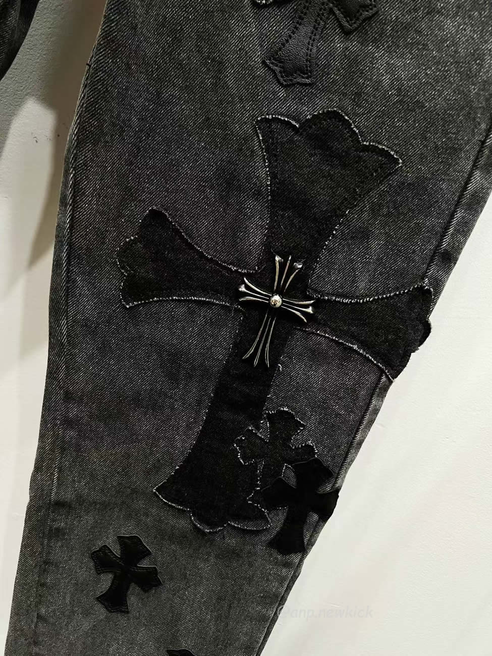 Chrome Hearts Black Grey Silver Cross Patch Jeans (6) - www.kitistry.com Chrome Hearts Black Grey Silver Cross Patch Jeans (6) - www.kitistry.com