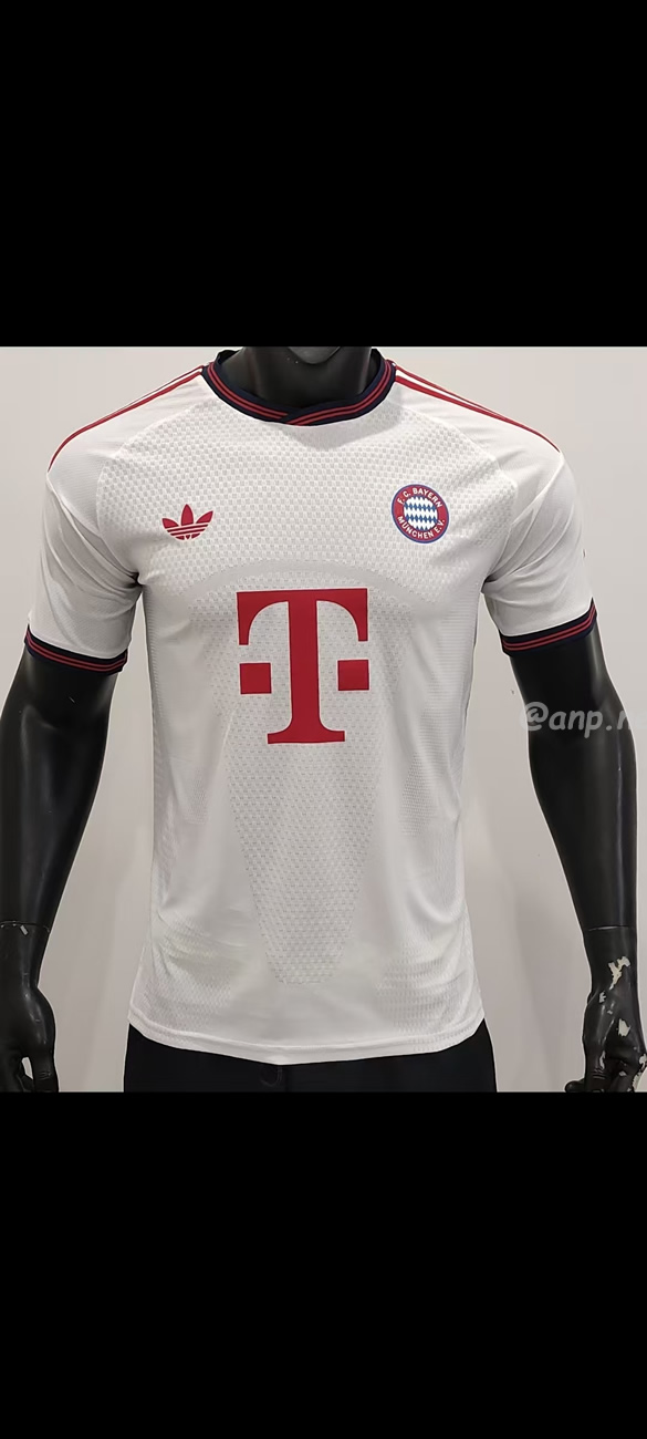 Bayern White (1) - www.kitistry.com