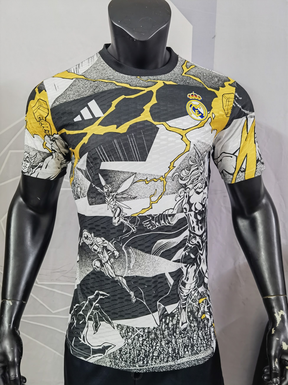 Real Madrid Collaboration (1) - www.kitistry.com