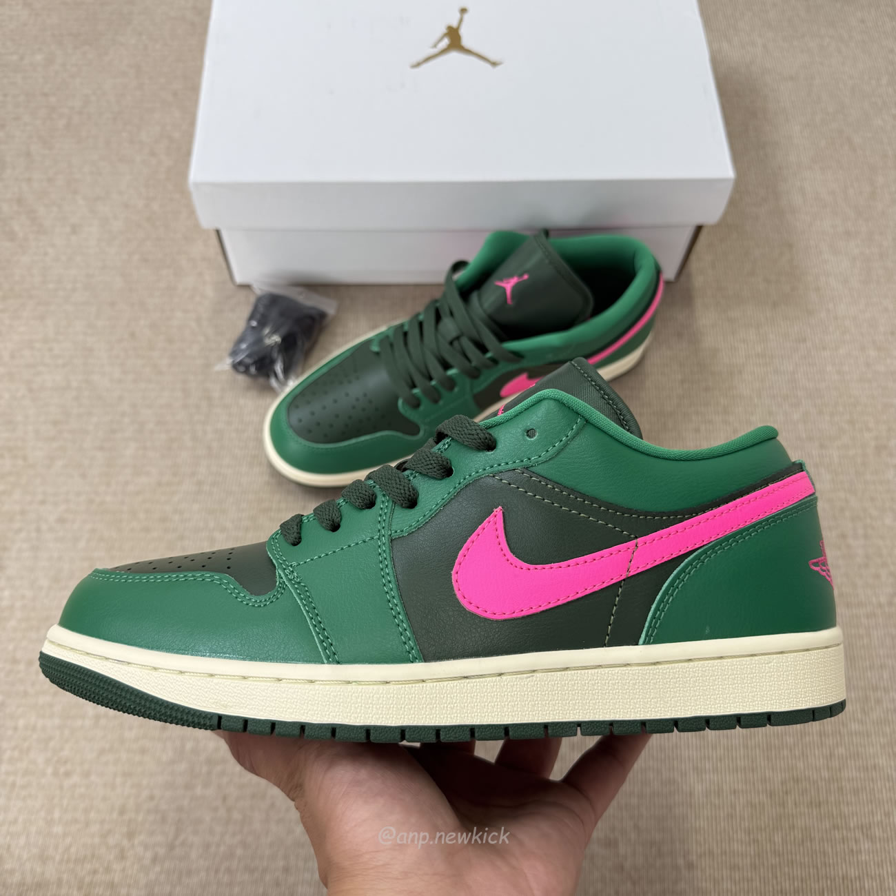 Air Jordan 1 Low Watermelon Womens Dc0774 300 (4) - www.kitistry.com Air Jordan 1 Low Watermelon Womens Dc0774 300 (4) - www.kitistry.com