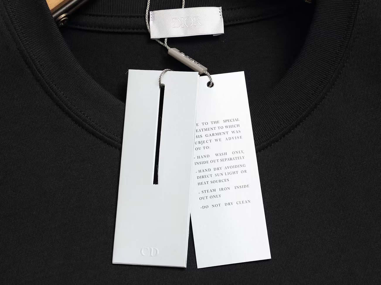 Dior Knitted Crewneck Short Sleeve For Men Black White (8) - www.kitistry.com Dior Knitted Crewneck Short Sleeve For Men Black White (8) - www.kitistry.com
