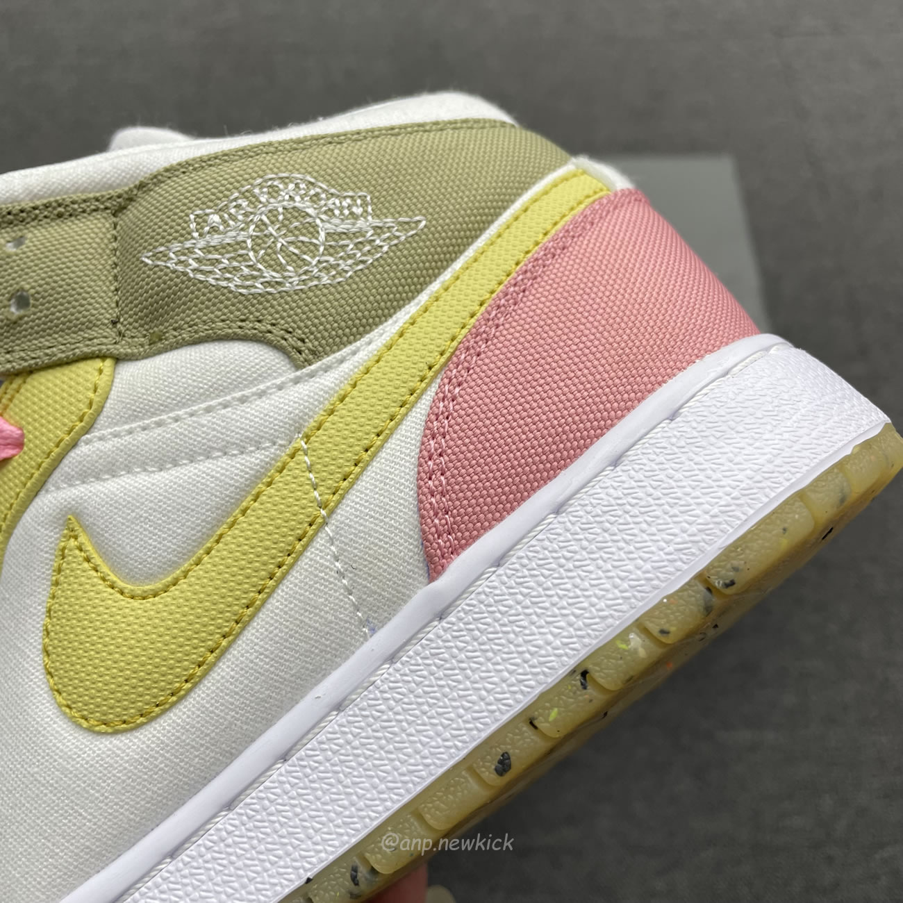 Air Jordan 1 Mid Se Pastel Vivid Green Grind Dj0338 100 (4) - www.kitistry.com Air Jordan 1 Mid Se Pastel Vivid Green Grind Dj0338 100 (4) - www.kitistry.com