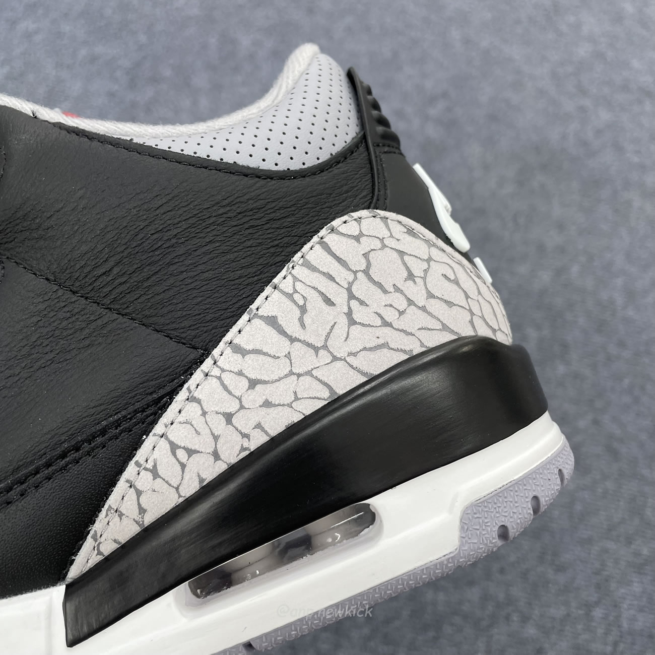 Air Jordan 3 Retro Black Cement Reimagined Dn3707 010 (9) - www.kitistry.com Air Jordan 3 Retro Black Cement Reimagined Dn3707 010 (9) - www.kitistry.com