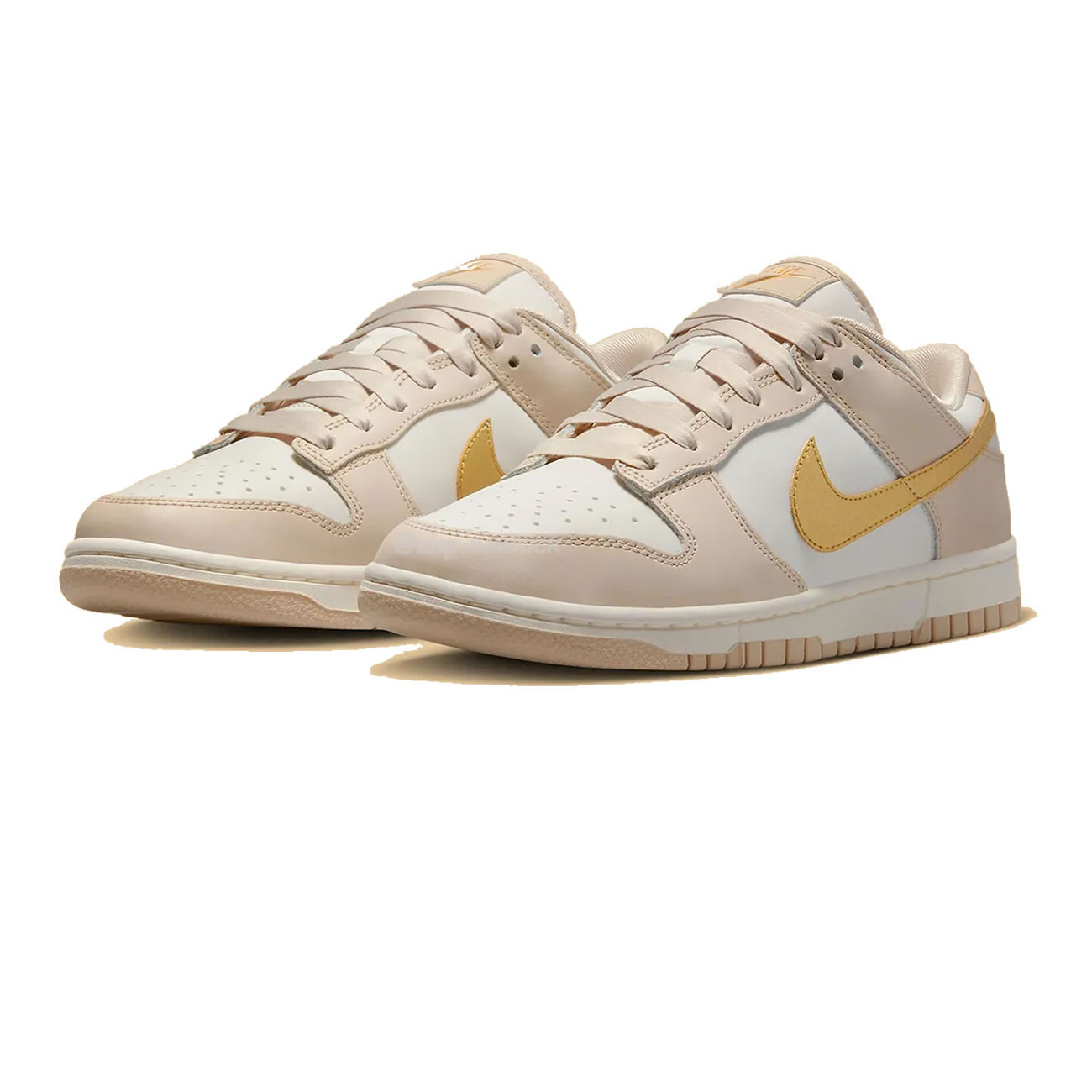 Nike Dunk Low Gold Swoosh Dx5930 001 (12) - www.kitistry.com Nike Dunk Low Gold Swoosh Dx5930 001 (12) - www.kitistry.com