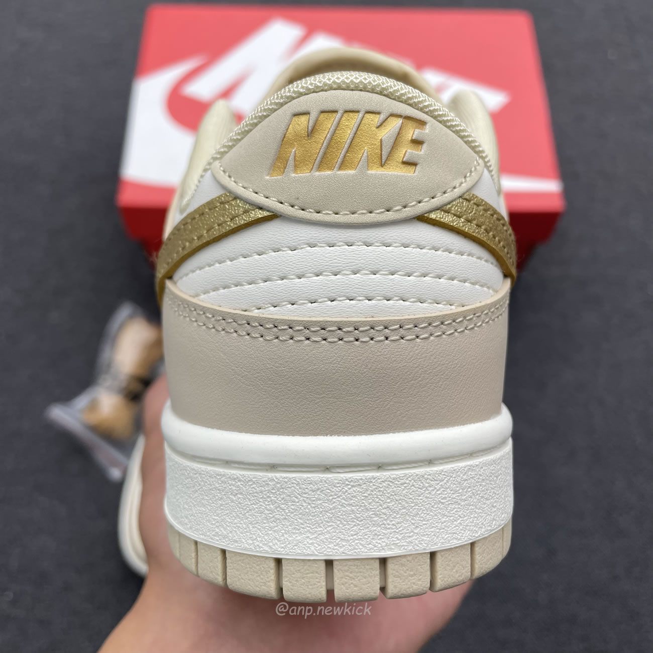 Nike Dunk Low Gold Swoosh Dx5930 001 (13) - www.kitistry.com Nike Dunk Low Gold Swoosh Dx5930 001 (13) - www.kitistry.com